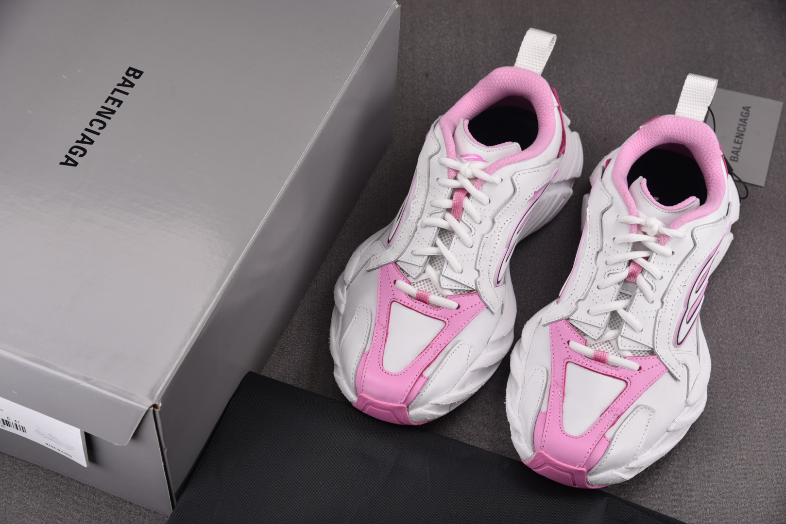 巴黎 尺码36-45

纯原版出品-Balenciaga Monday Pink White 粉白 YZ