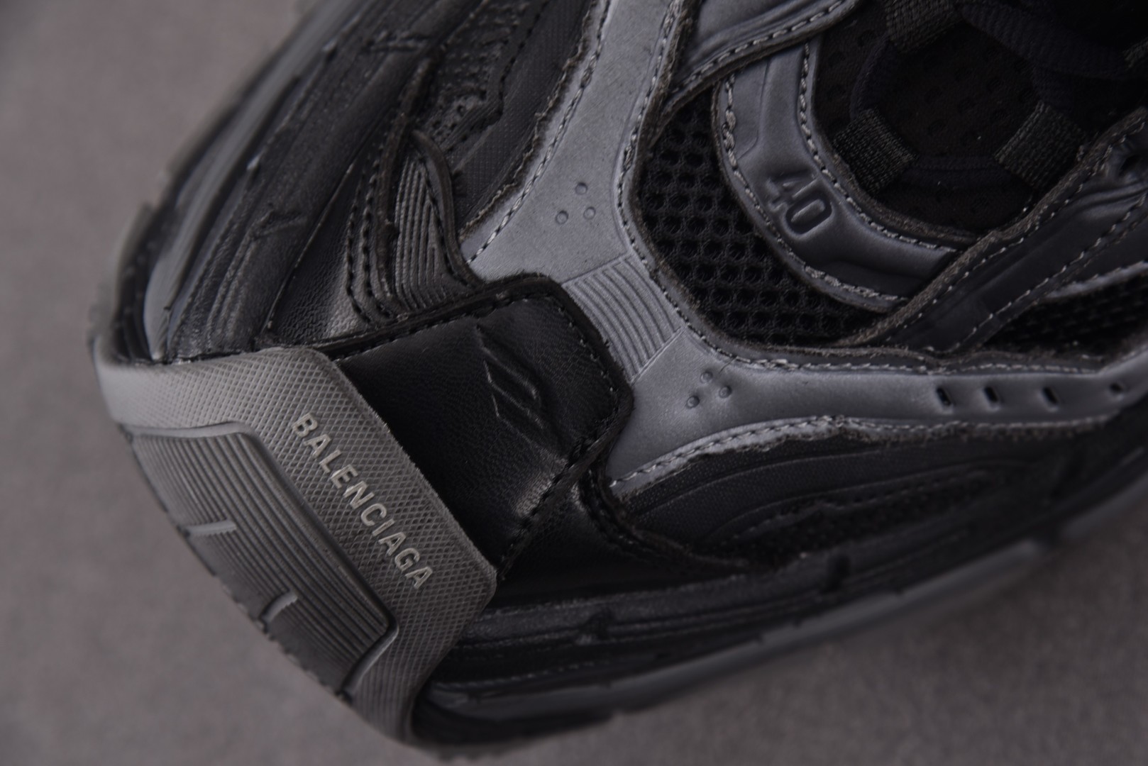 巴黎 尺码36-45

纯原版出品-Balenciaga Platform Dark Grey 深灰 Y