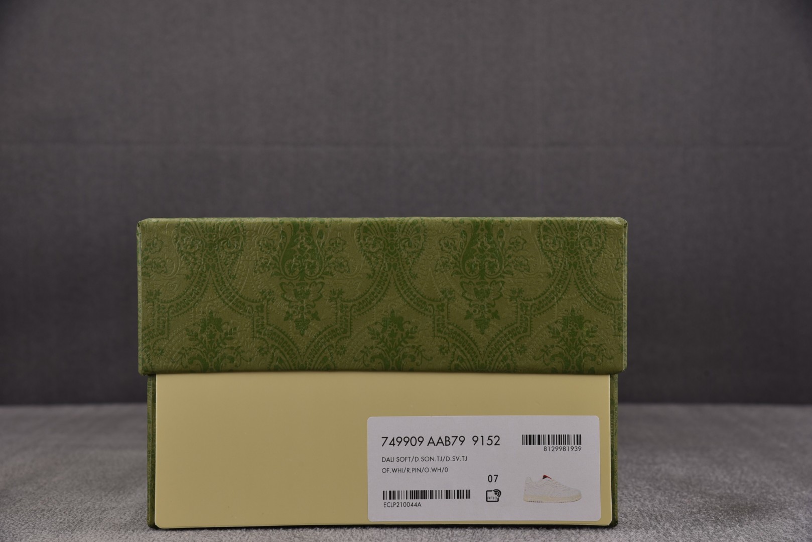 古驰 尺码35-45

纯原版出品-GUCCI Re-Web 24SS 白色 YZ022-1
尺码 35