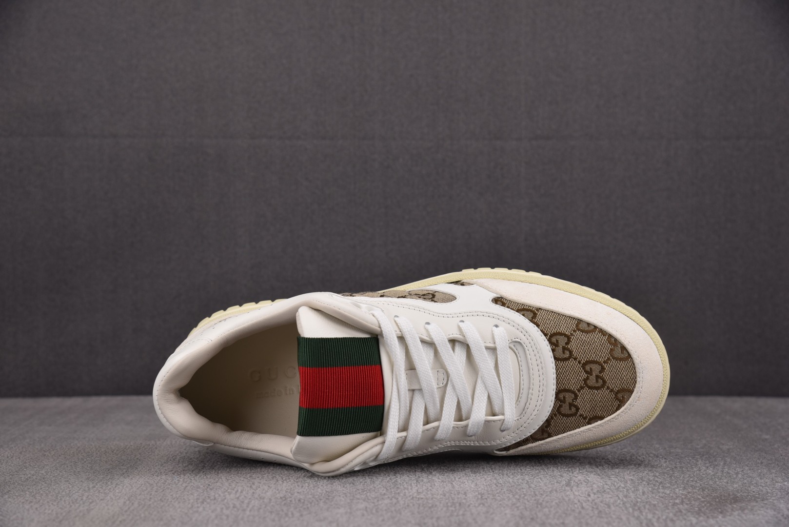 古驰 尺码35-45

纯原版出品-GUCCI Re-Web 24SS 白棕 YZ022-1
尺码 35