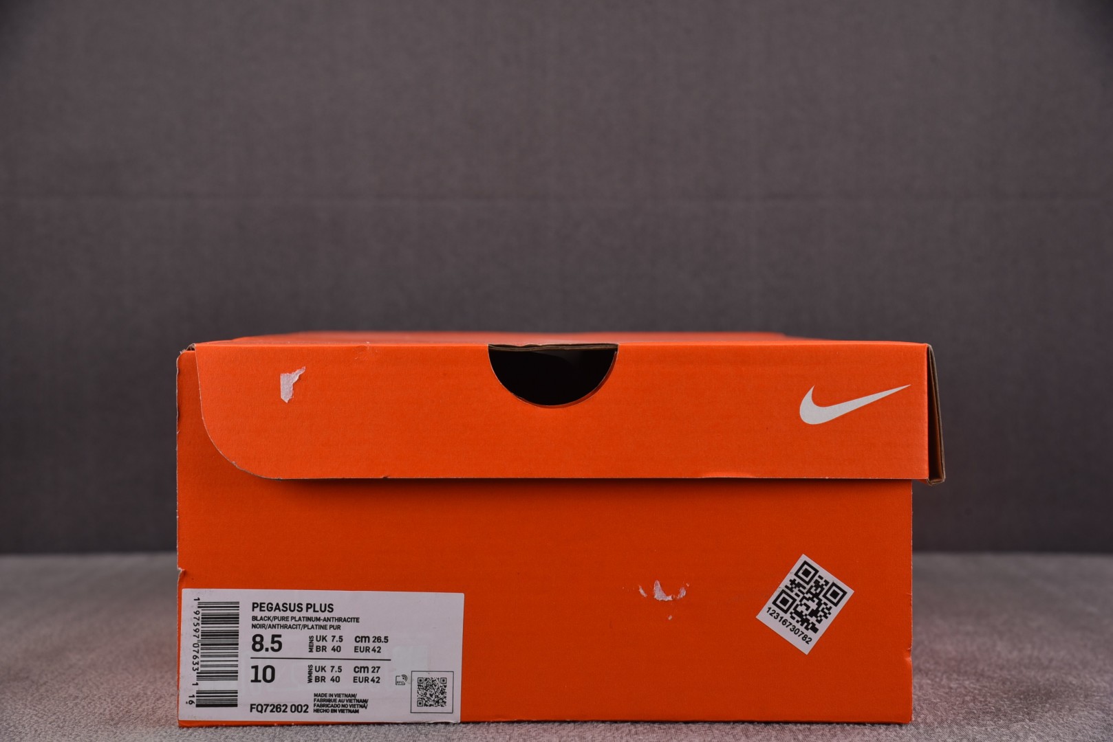 Zoom跑鞋 尺码36-46

纯原版出品-NK ZoomX Pegasus Plus Black Pu
