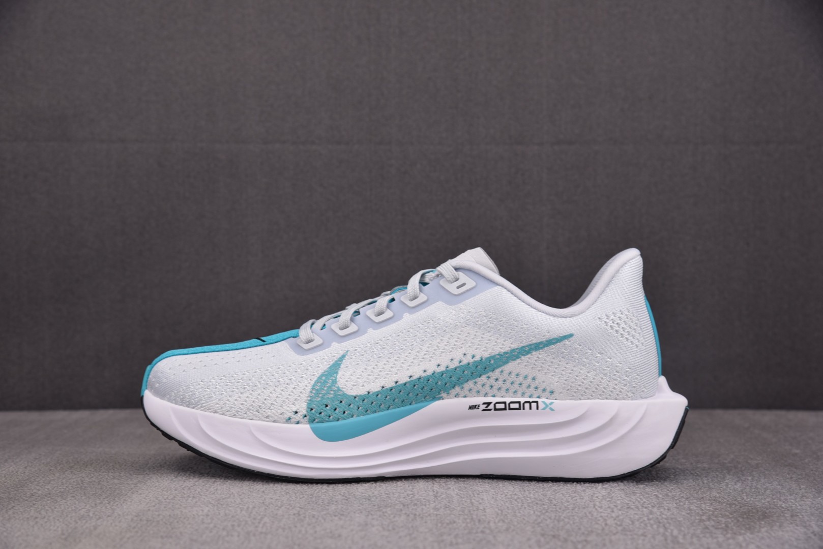 Zoom跑鞋 尺码39-46

纯原版出品-NK ZoomX Pegasus Plus Dusty Ca