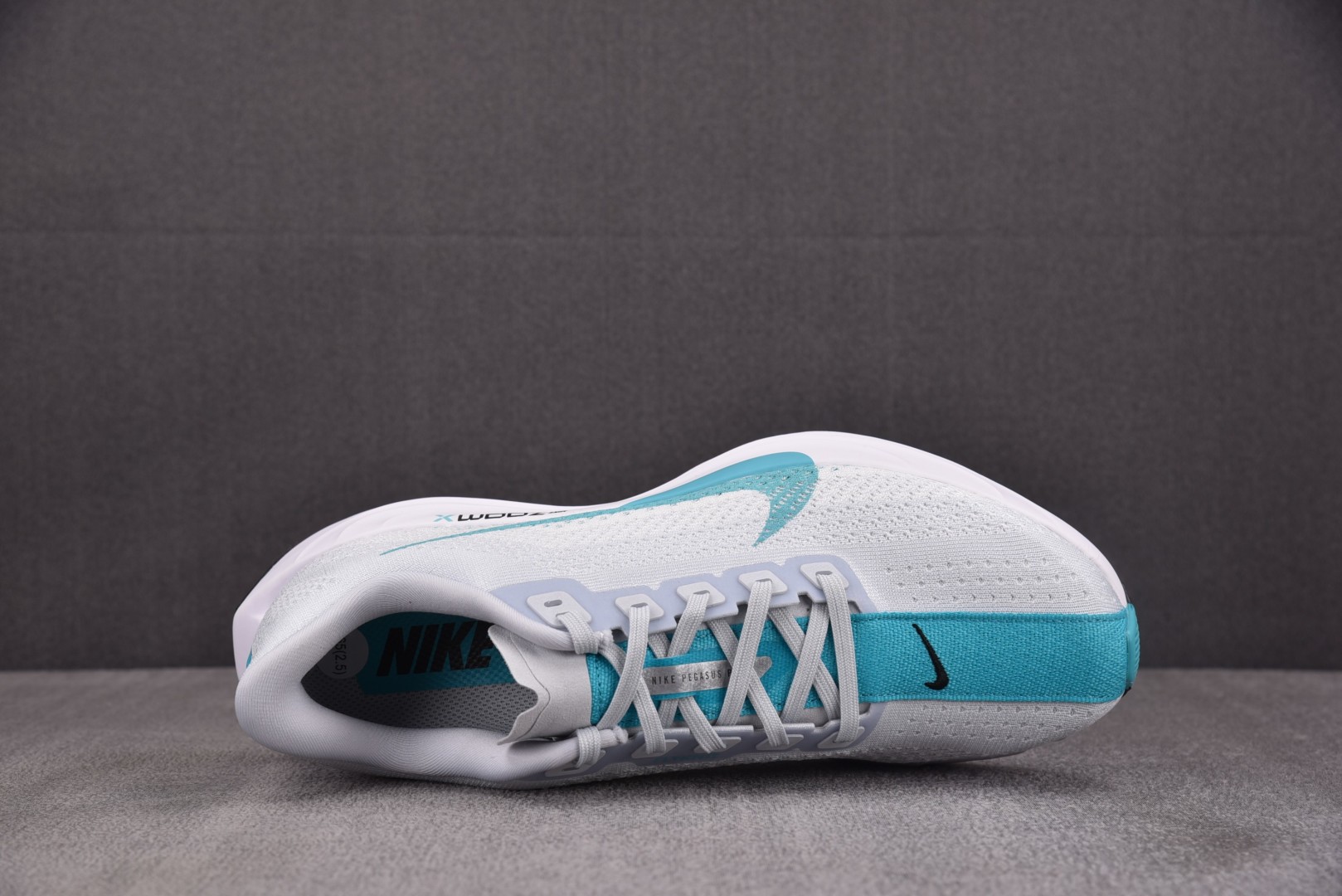 Zoom跑鞋 尺码39-46

纯原版出品-NK ZoomX Pegasus Plus Dusty Ca