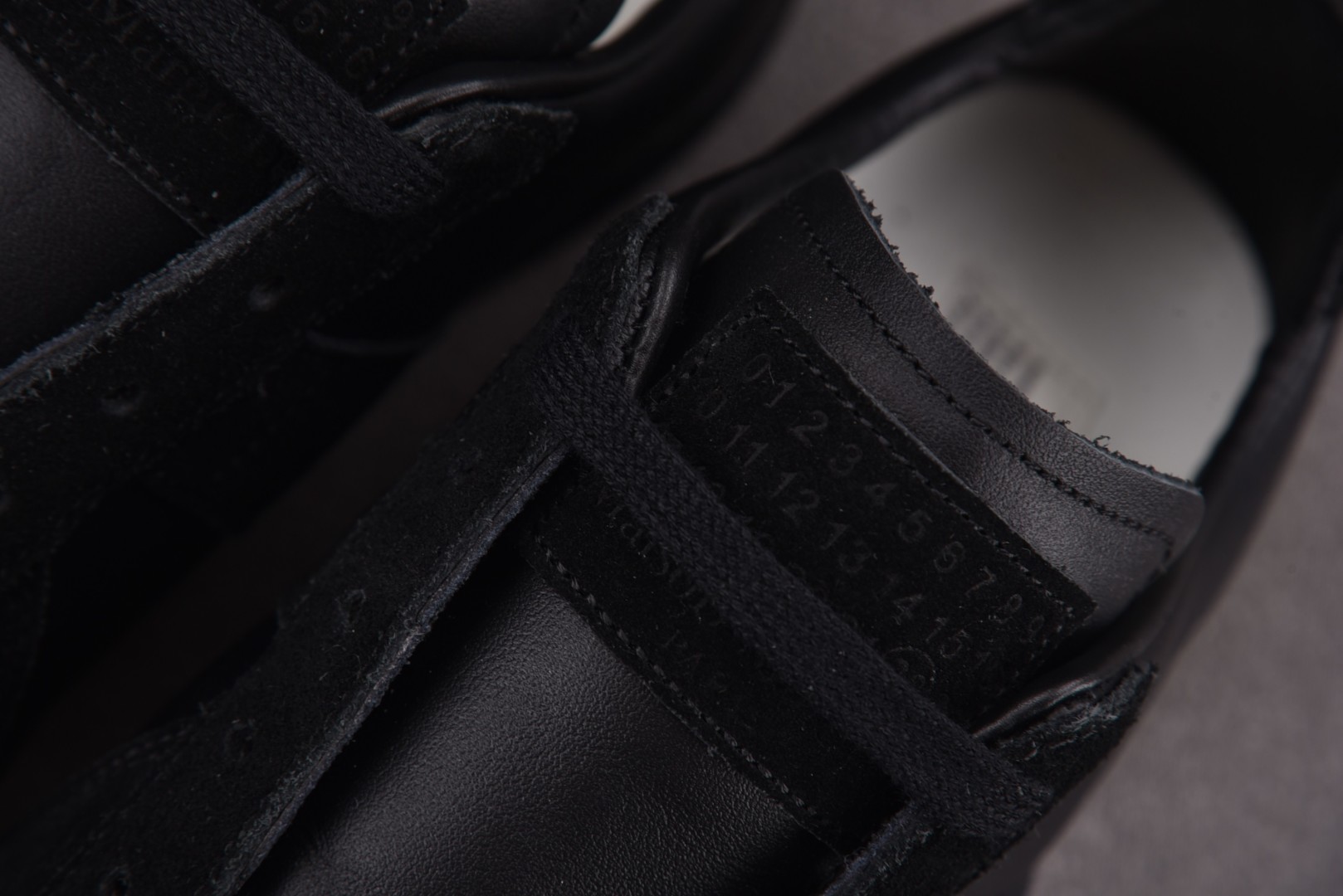 马吉 尺码40-45

纯原版出品-Maison Margiela RePlica Black 梅森·马
