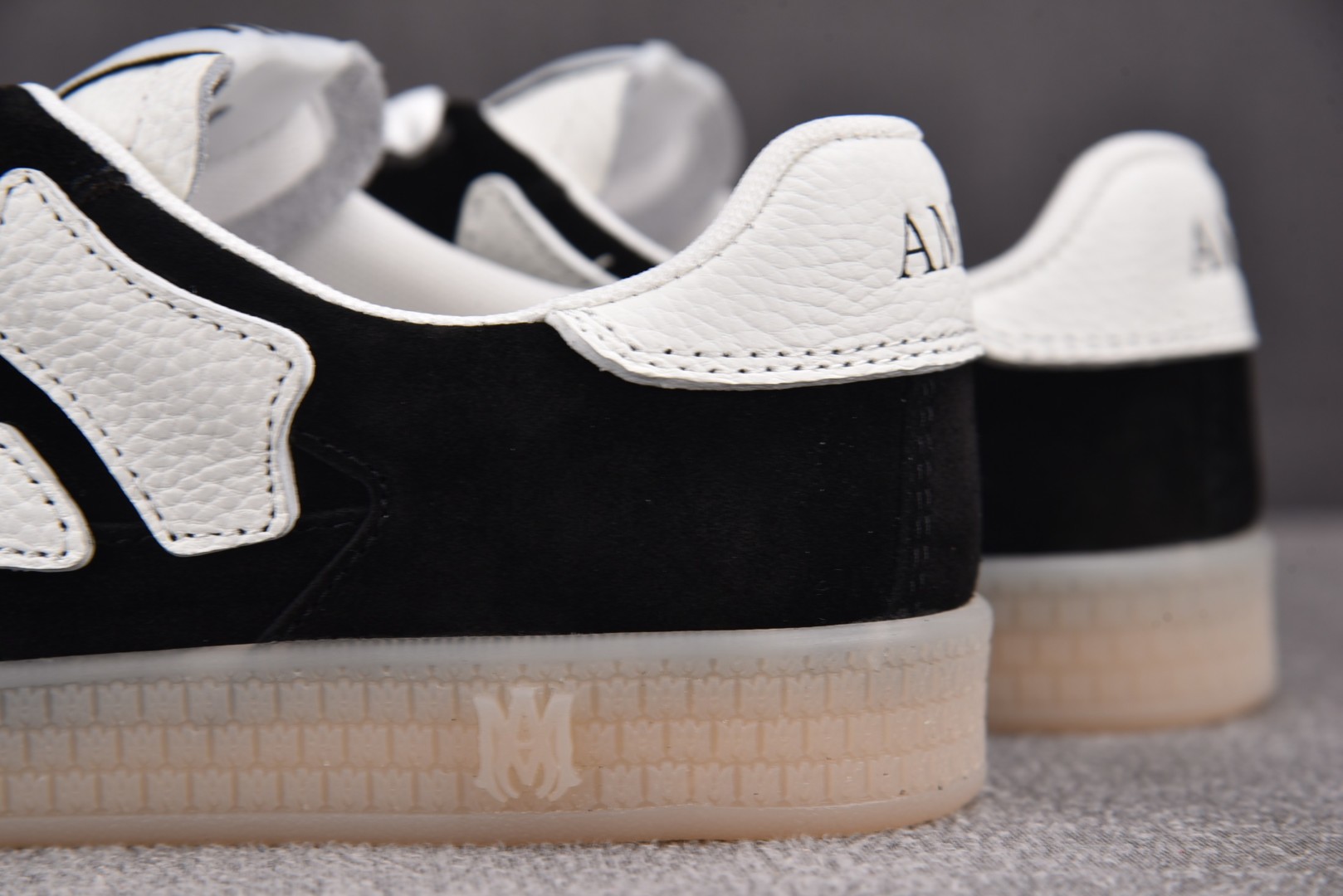 骨头鞋 尺码35-46

纯原版出品-AMIRI Pacific Bones 黑色 YZ021
尺码：3