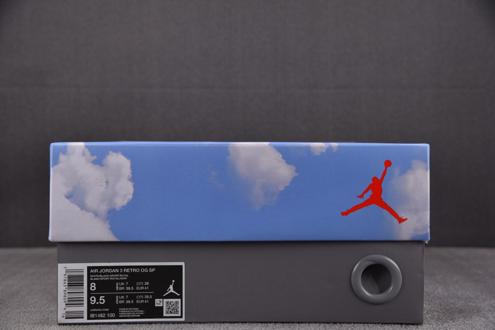AJ3 尺码 36-48.5

纯原版出品-Air Jordan 3 Retro Seoul 2.0 首