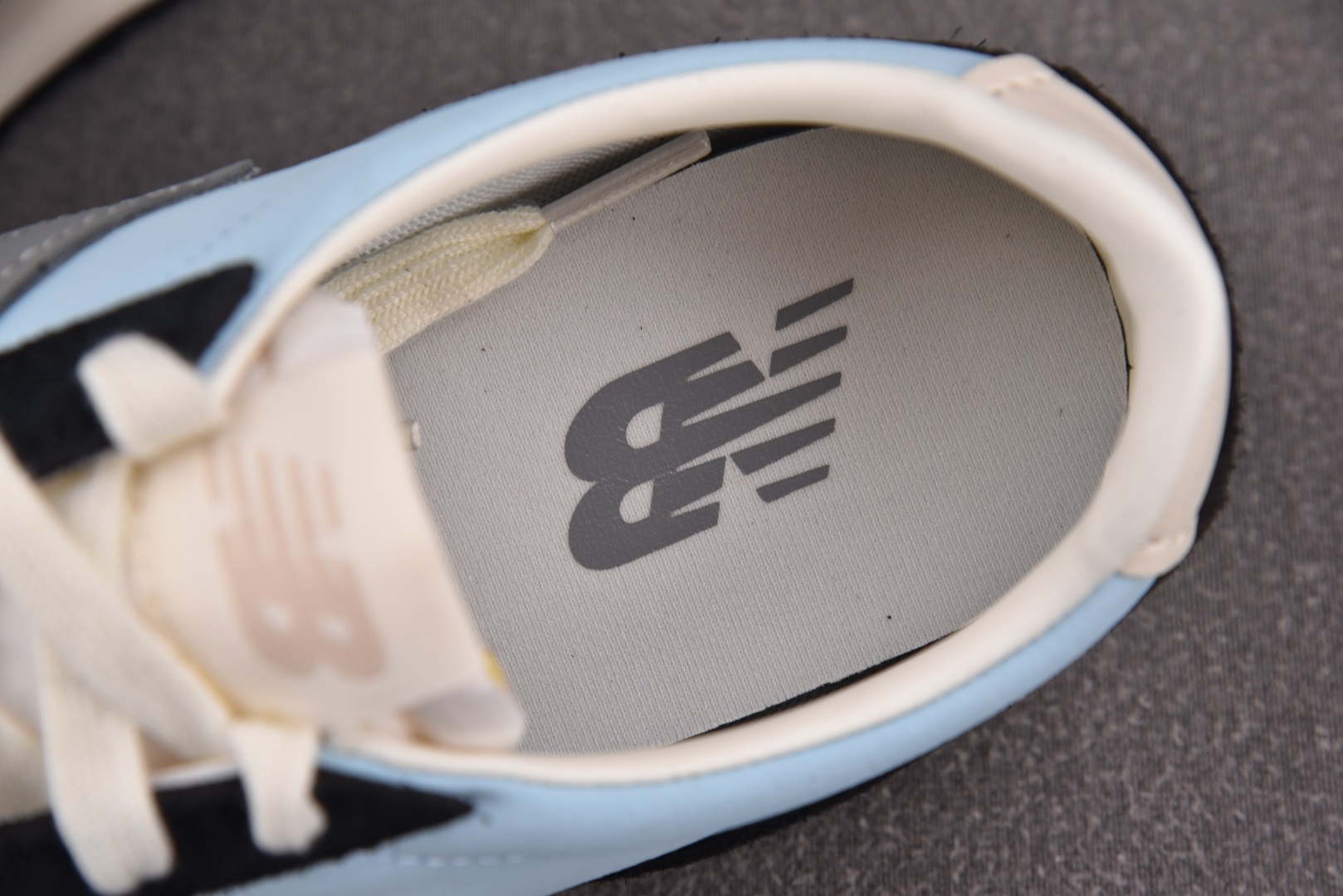 NB471 尺码36-45

纯原版出品-New Balance 471 New SPruce Ice 