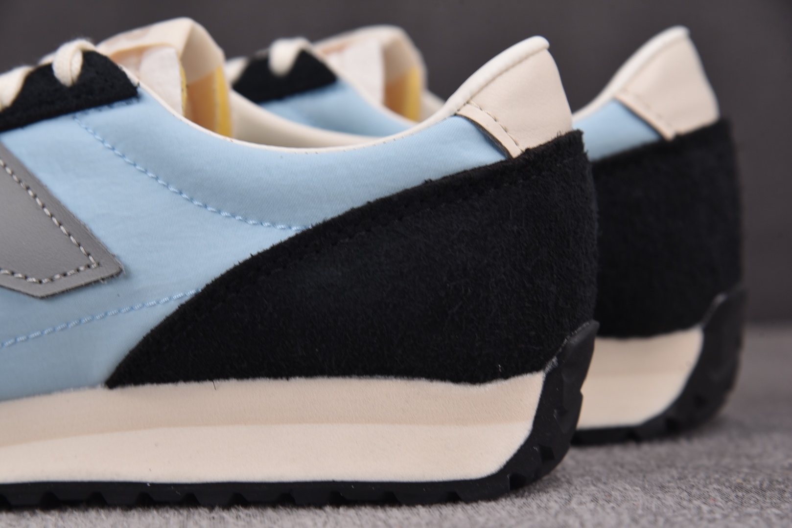 NB471 尺码36-45

纯原版出品-New Balance 471 New SPruce Ice 