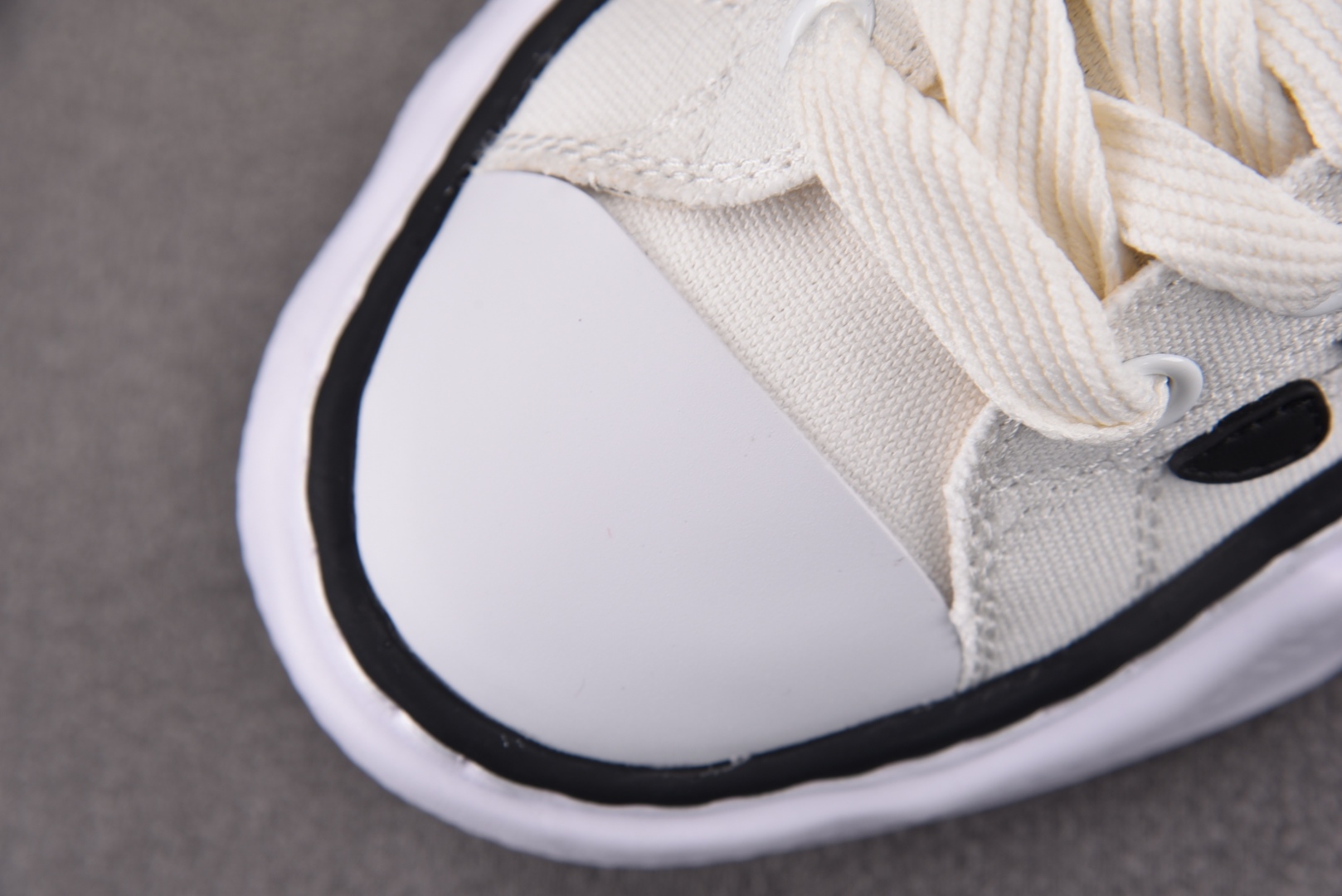 MMY 尺码36-45

纯原版出品-Amiri x MIHARA YASUHIRO 埃米尔三原康裕联名