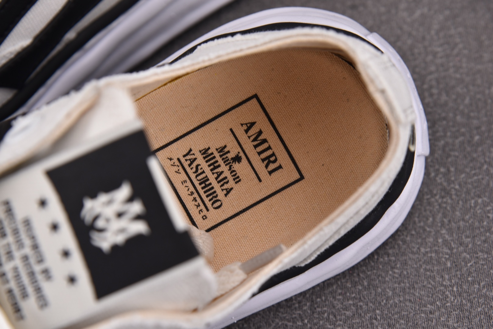 MMY 尺码36-45

纯原版出品-Amiri x MIHARA YASUHIRO 埃米尔三原康裕联名