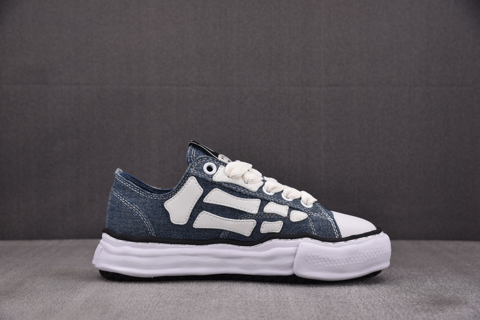 MMY 尺码36-45

纯原版出品-AMIRI x MIHARA YASUHIRO 蓝白 No.730