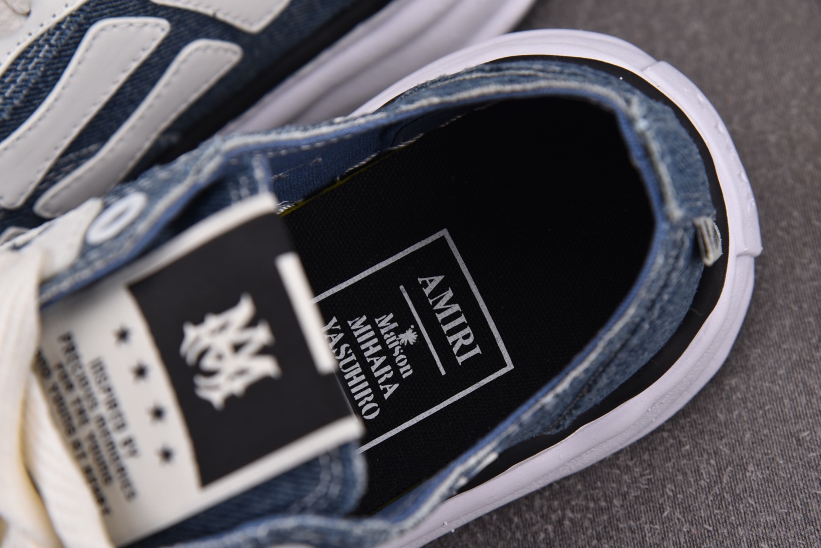 MMY 尺码36-45

纯原版出品-AMIRI x MIHARA YASUHIRO 蓝白 No.730