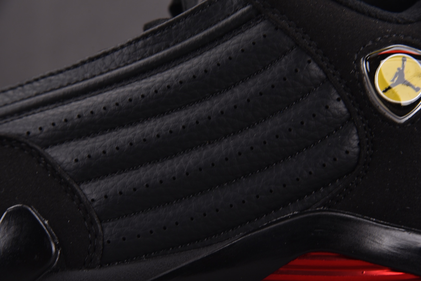AJ14 尺码40-47.5

纯原版出品-Air Jordan 14 Retro Last Shot 