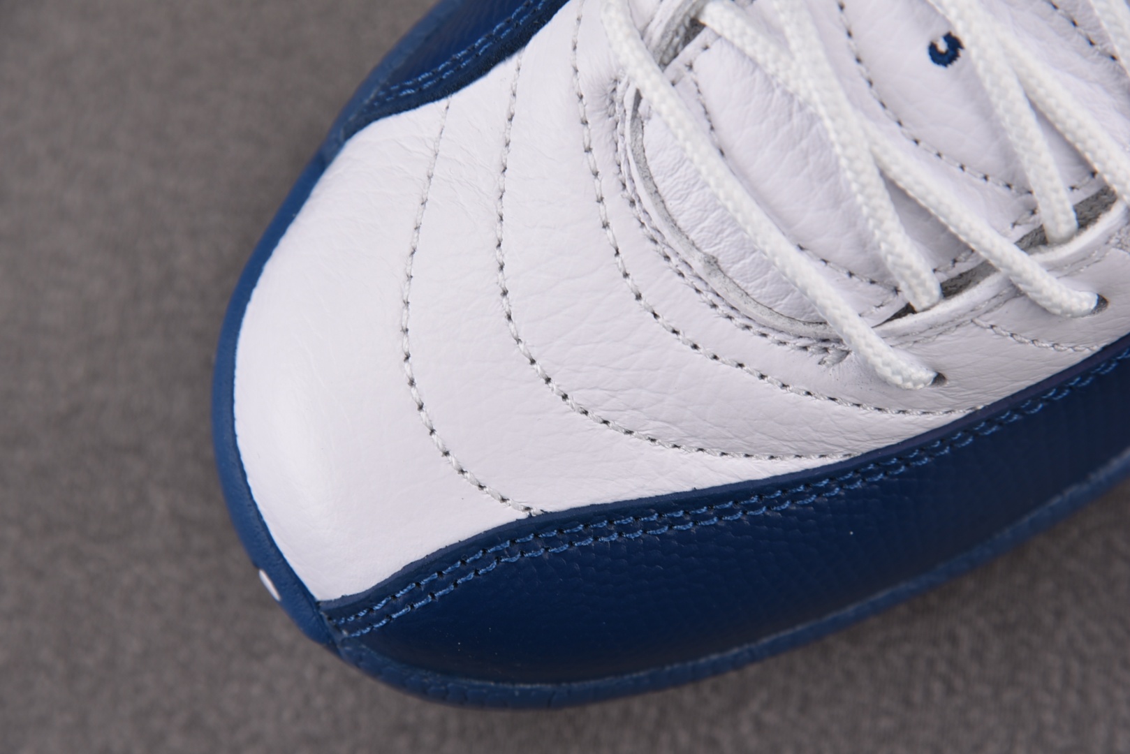 AJ12尺码40-47.5

纯原版出品-Jordan 12 Retro French Blue 法兰西