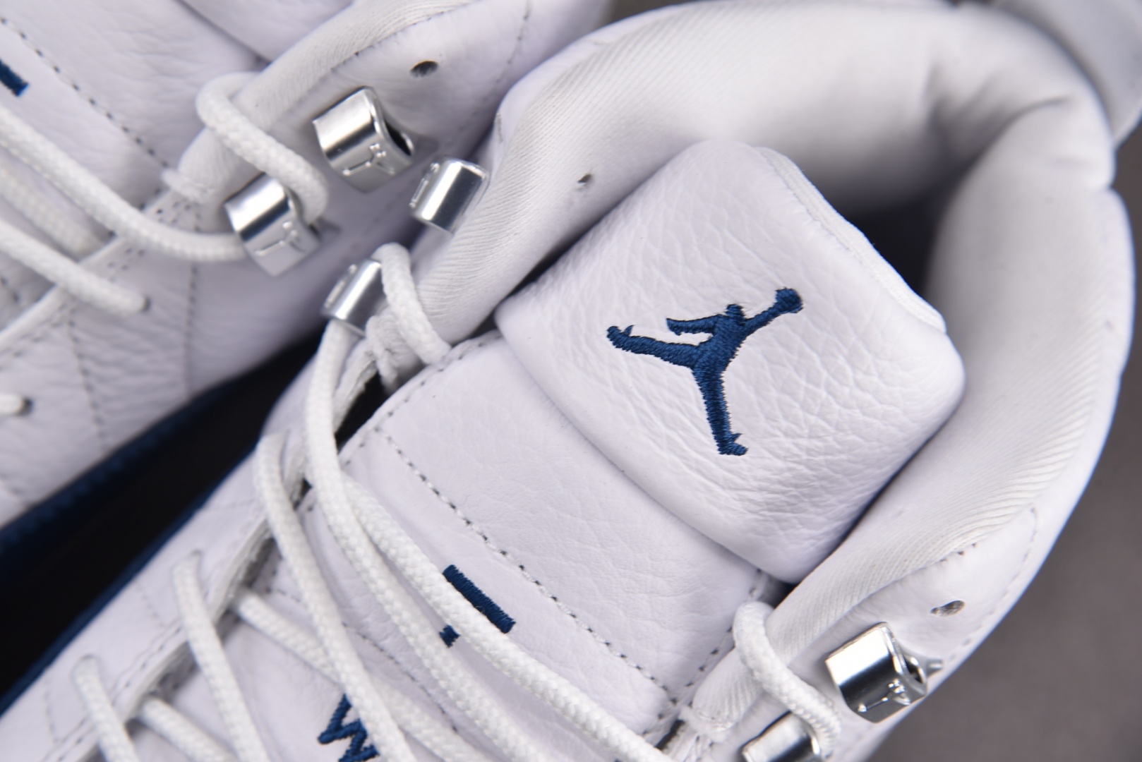 AJ12尺码40-47.5

纯原版出品-Jordan 12 Retro French Blue 法兰西