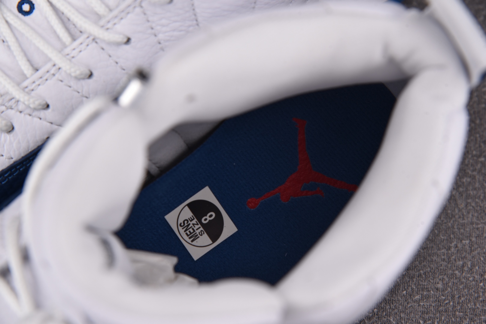 AJ12尺码40-47.5

纯原版出品-Jordan 12 Retro French Blue 法兰西