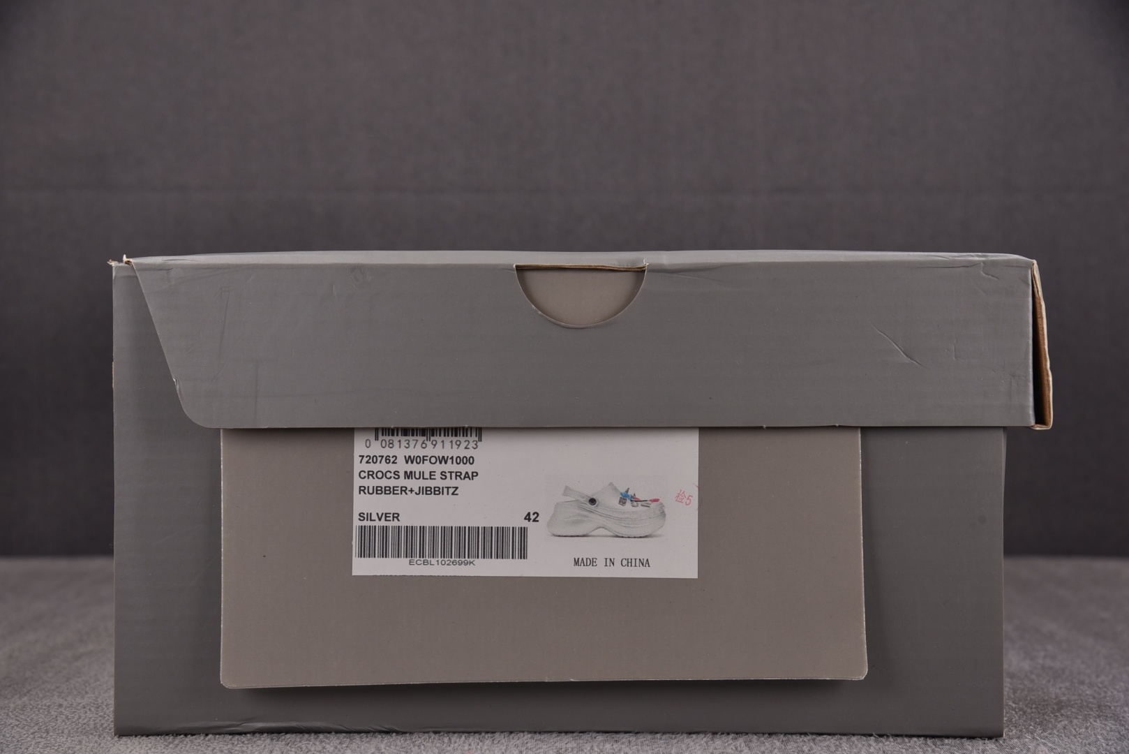 洞洞鞋 尺码35-44

纯原版出品-Balenciaga Jibbitz Charm Crocs Mu
