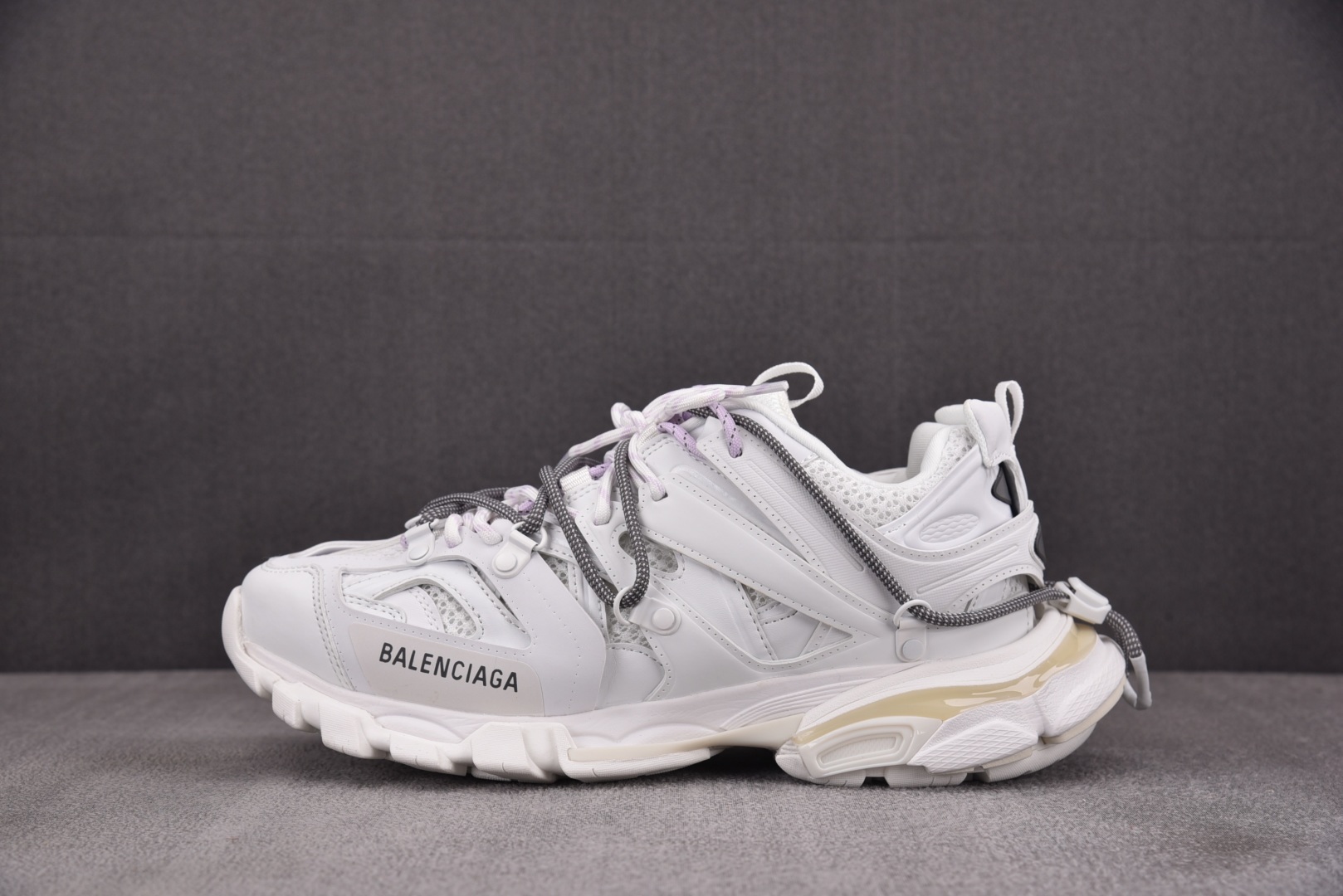 巴黎 尺码35-46

纯原版出品-Balenciaga Track3.0 白色绑带 YZ021-2
尺
