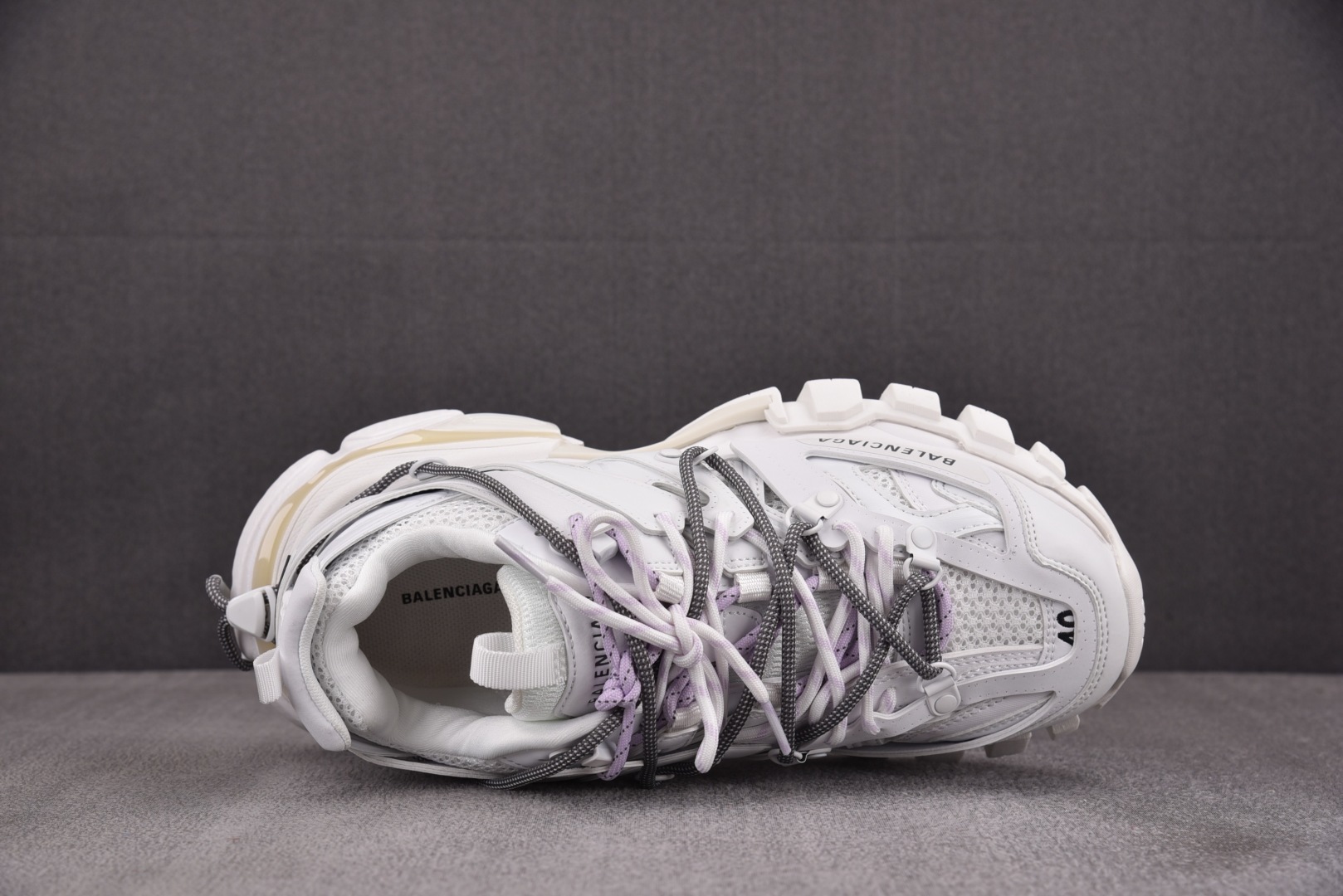 巴黎 尺码35-46

纯原版出品-Balenciaga Track3.0 白色绑带 YZ021-2
尺