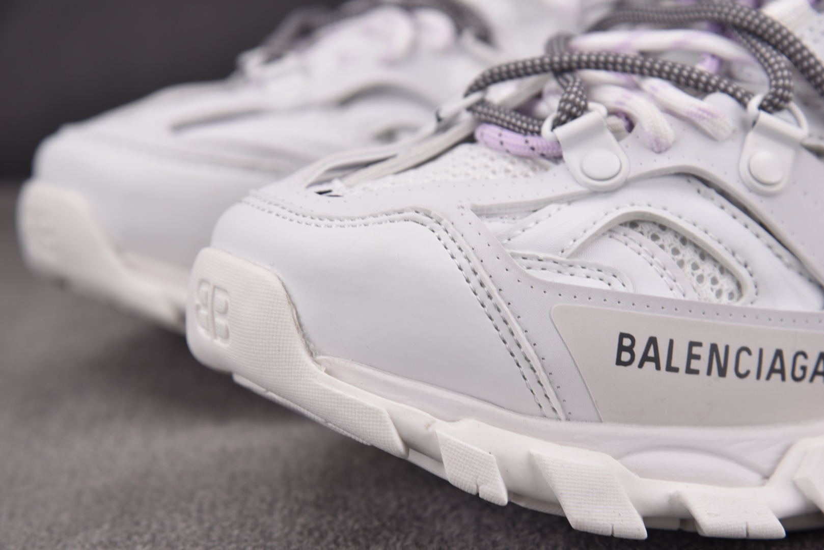 巴黎 尺码35-46

纯原版出品-Balenciaga Track3.0 白色绑带 YZ021-2
尺
