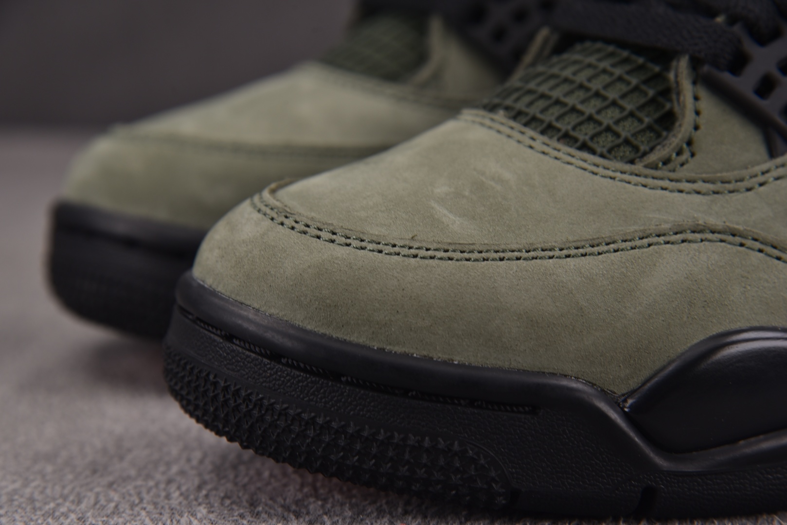 AJ4 尺码40-48.5

纯原版出品-Air Jordan 4 Retro OG SP Undefe