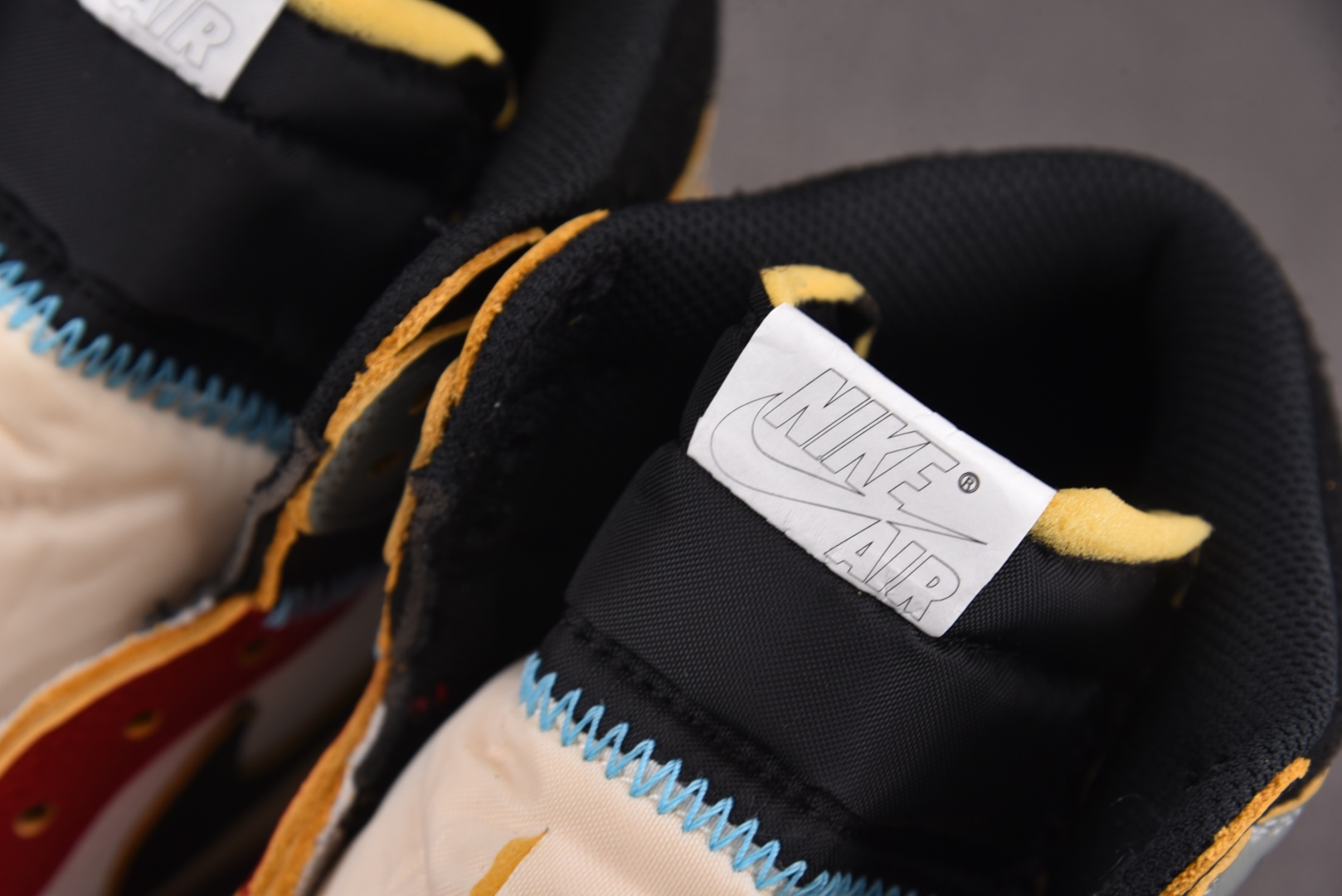 AJ1高帮 尺码40-48.5

纯原版出品-Air Jordan 1 Retro High OG SP