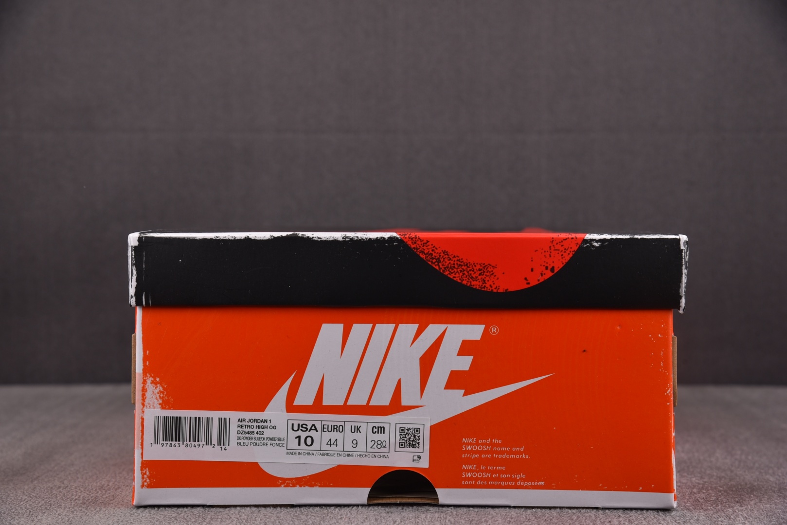 AJ1高帮 尺码40-48.5

纯原版出品-Air Jordan 1 Retro High OG UN