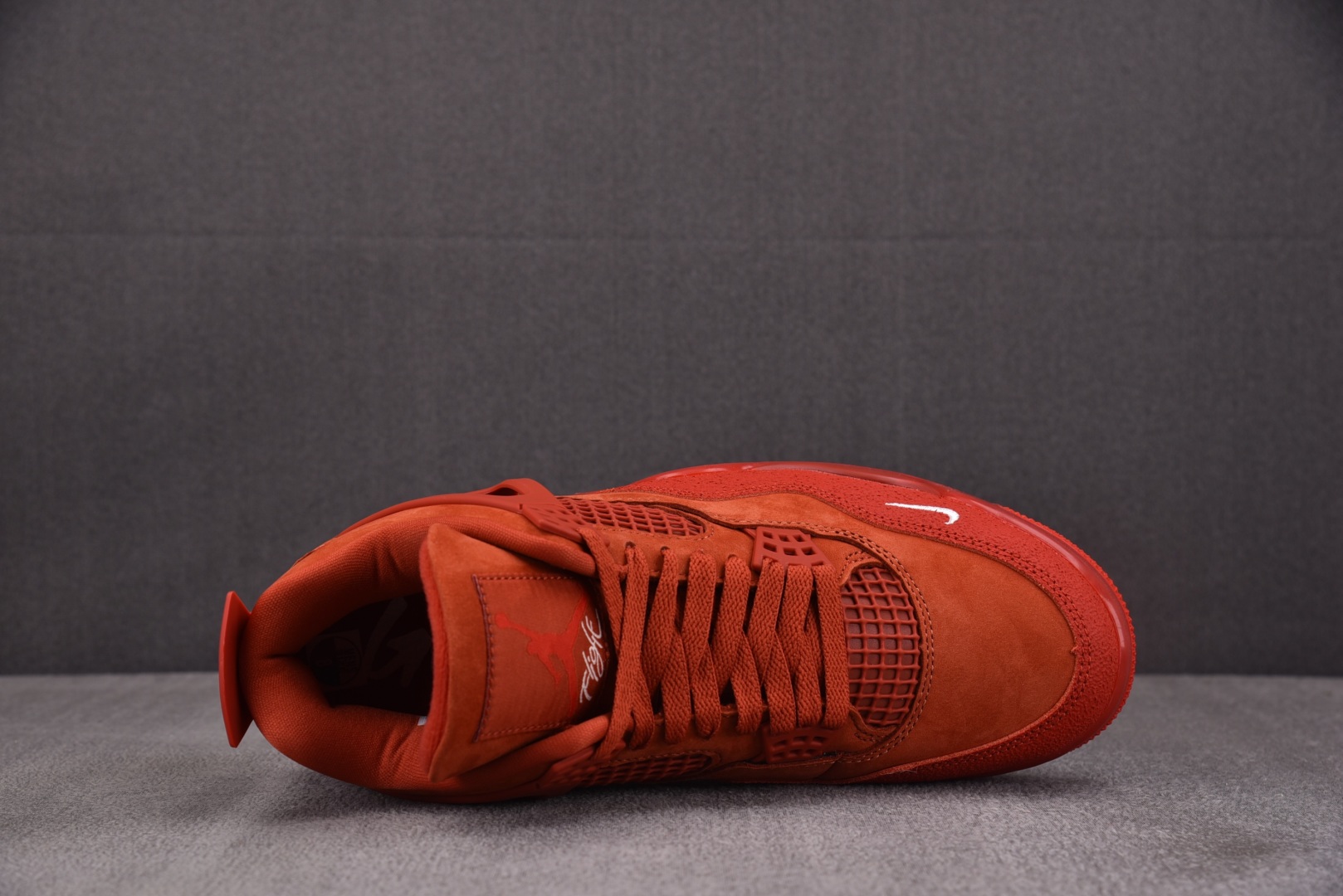 AJ4 尺码40-48.5

纯原版出品-Nigel Sylvester x Air Jordan Ai