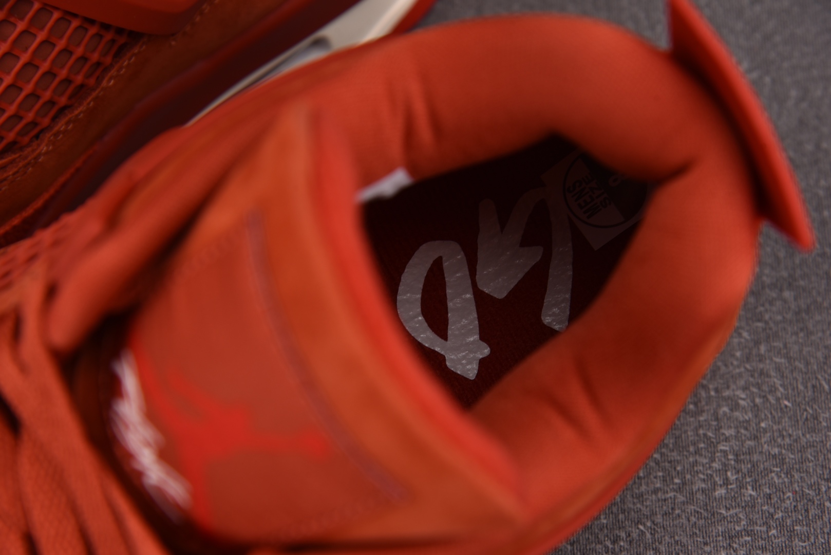 AJ4 尺码40-48.5

纯原版出品-Nigel Sylvester x Air Jordan Ai