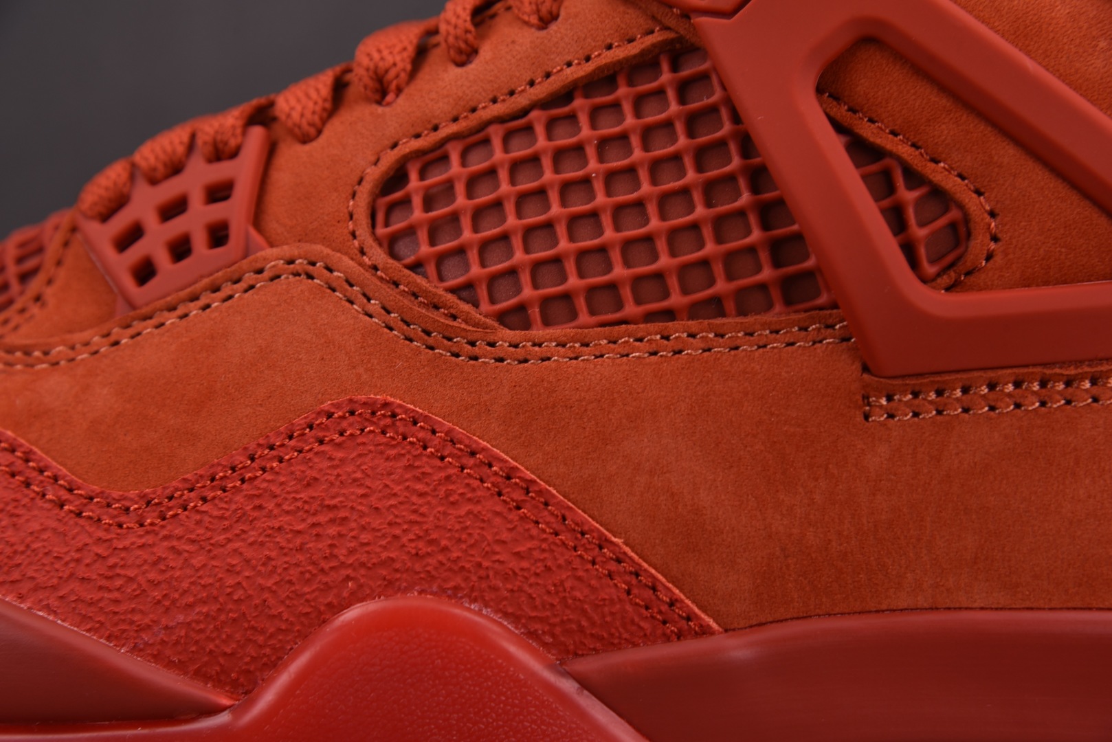AJ4 尺码40-48.5

纯原版出品-Nigel Sylvester x Air Jordan Ai