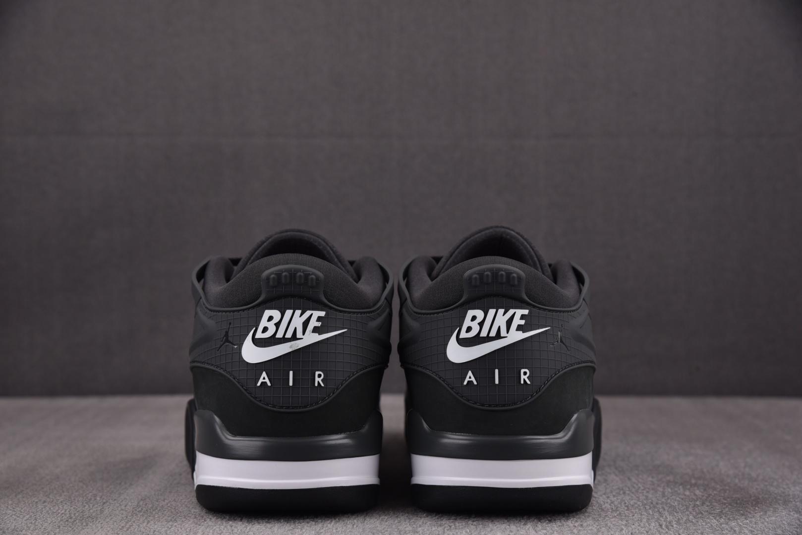 AJ4 尺码36-47.5

纯原版出品-Air Jordan 4 RM SP Nigel Sylves