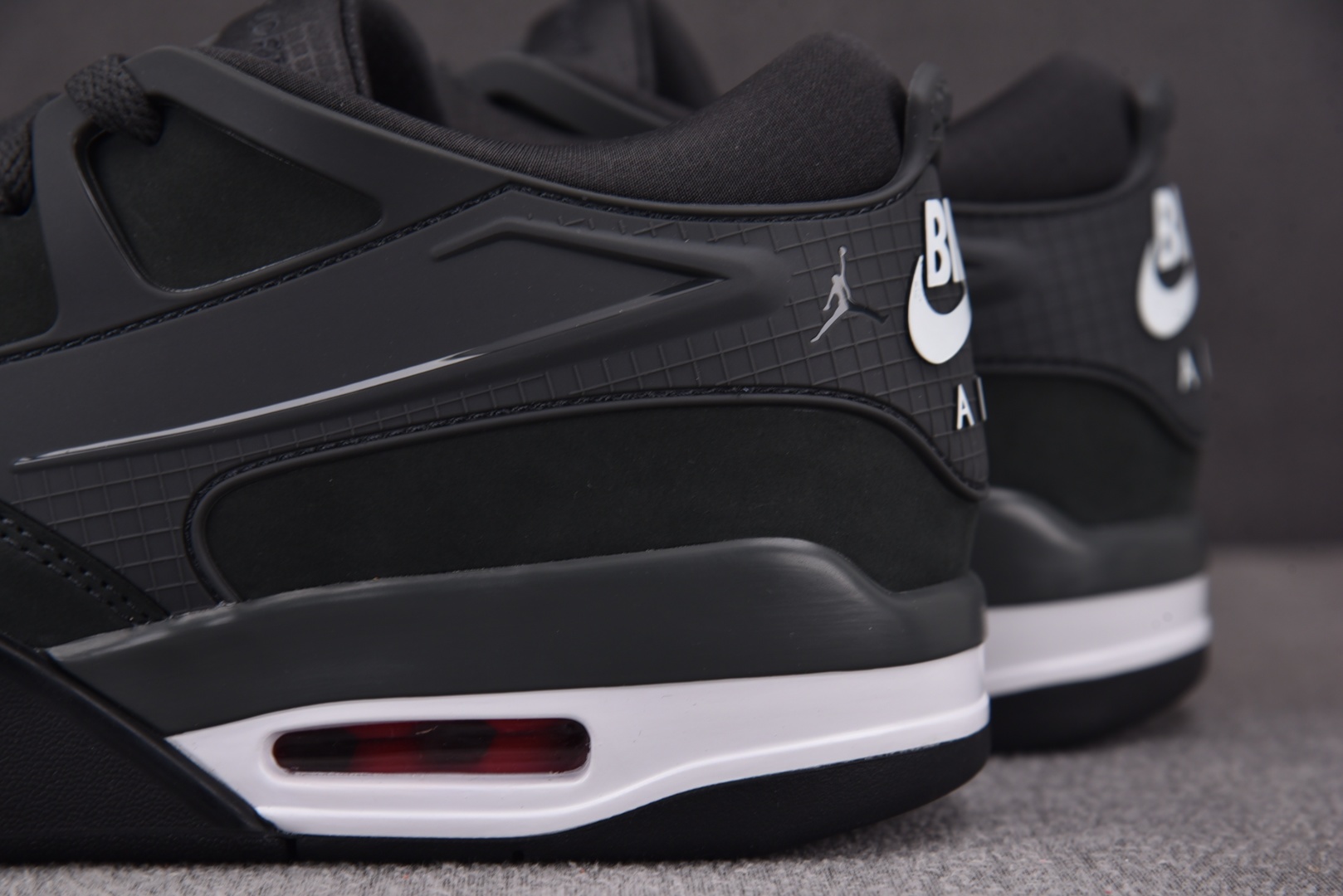 AJ4 尺码36-47.5

纯原版出品-Air Jordan 4 RM SP Nigel Sylves