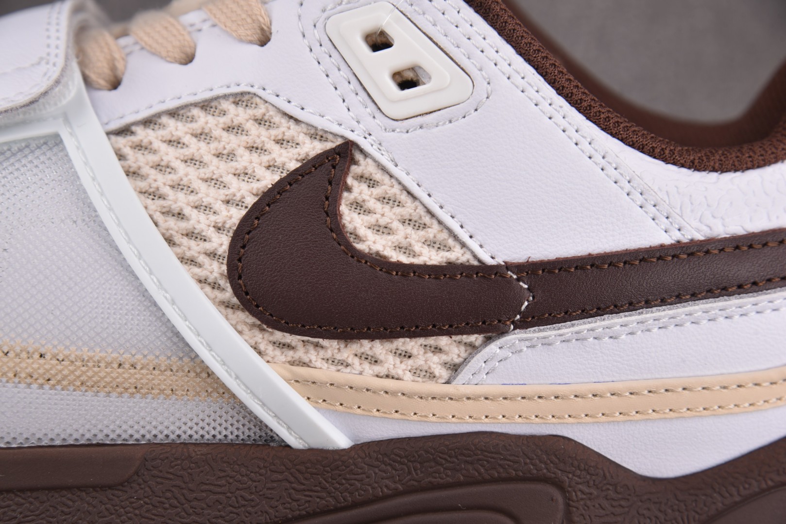 Travis 尺码41-46

纯原版出品-NK Zoom Field Jaxx Travis Scot