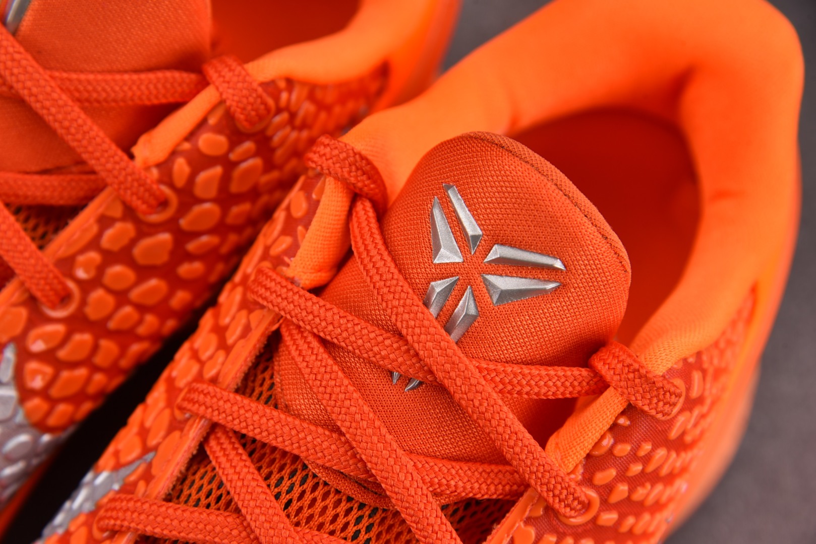 科比6 尺码40-48.5

纯原版出品-NK Kobe 6 Protro WNBA 橙色 IH1871