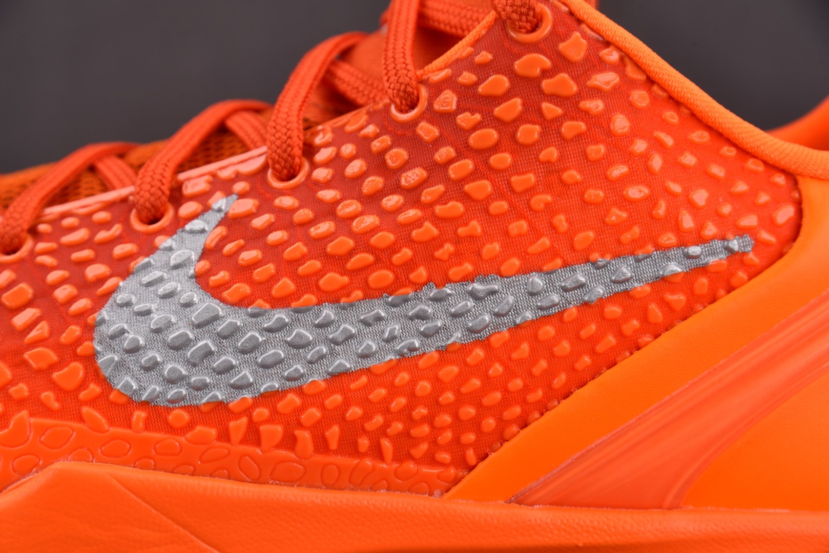 科比6 尺码40-48.5

纯原版出品-NK Kobe 6 Protro WNBA 橙色 IH1871