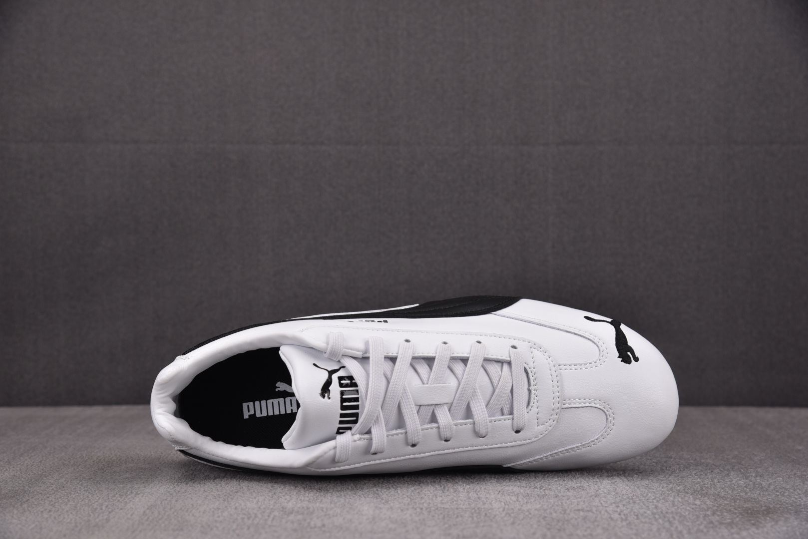 Puma 尺码36-45

纯原版出品-Puma SPeedcat Leather White Blac