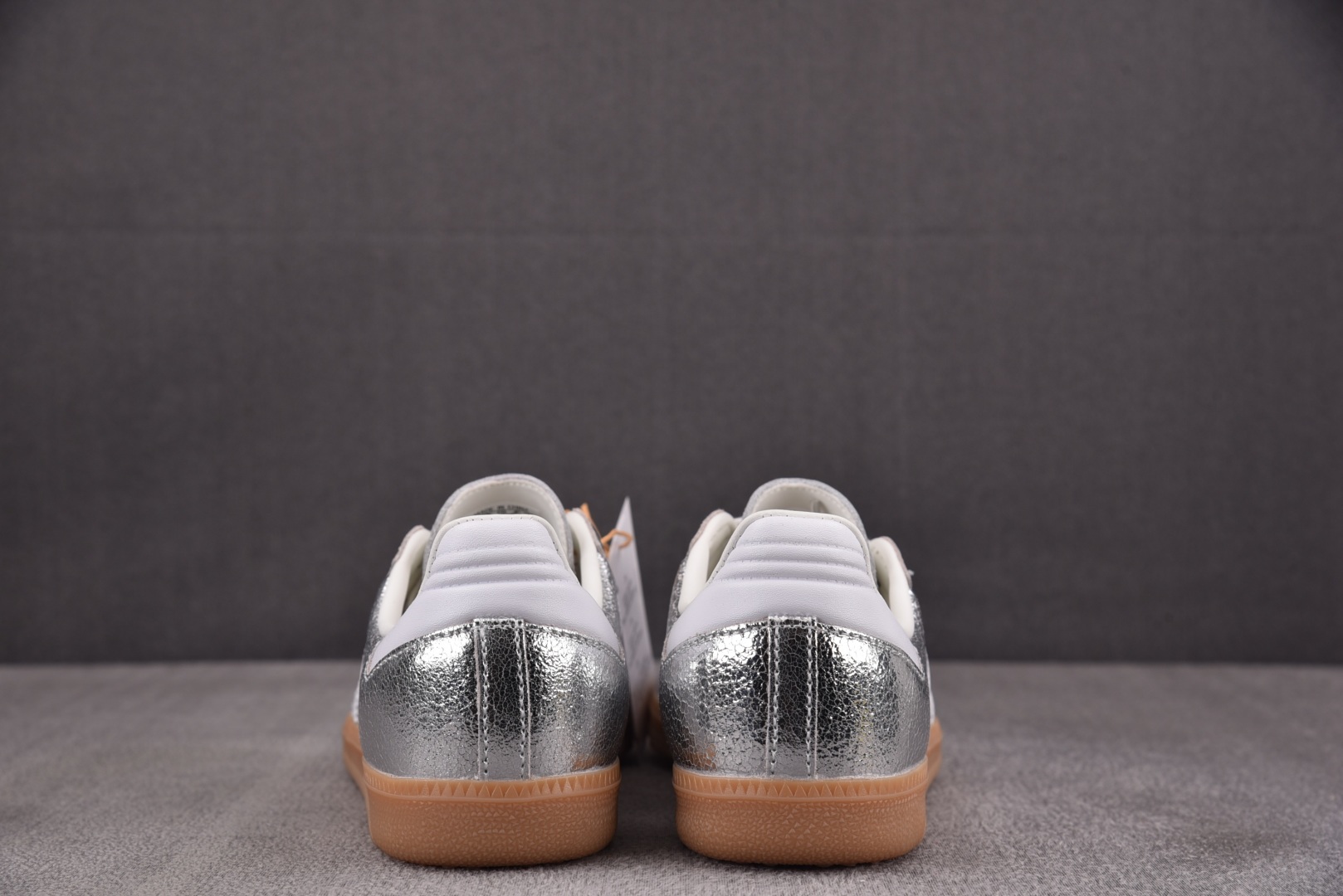 Originals 尺码36-45

纯原版出品-AD Samba OG Silver Metallic