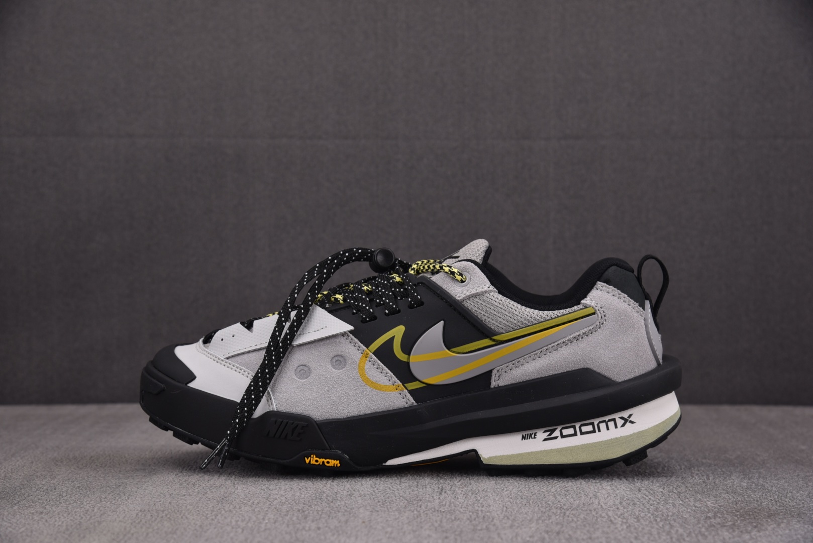 Sacai 尺码36-46

纯原版出品-NK Zegamadome SP sacai Matte Si