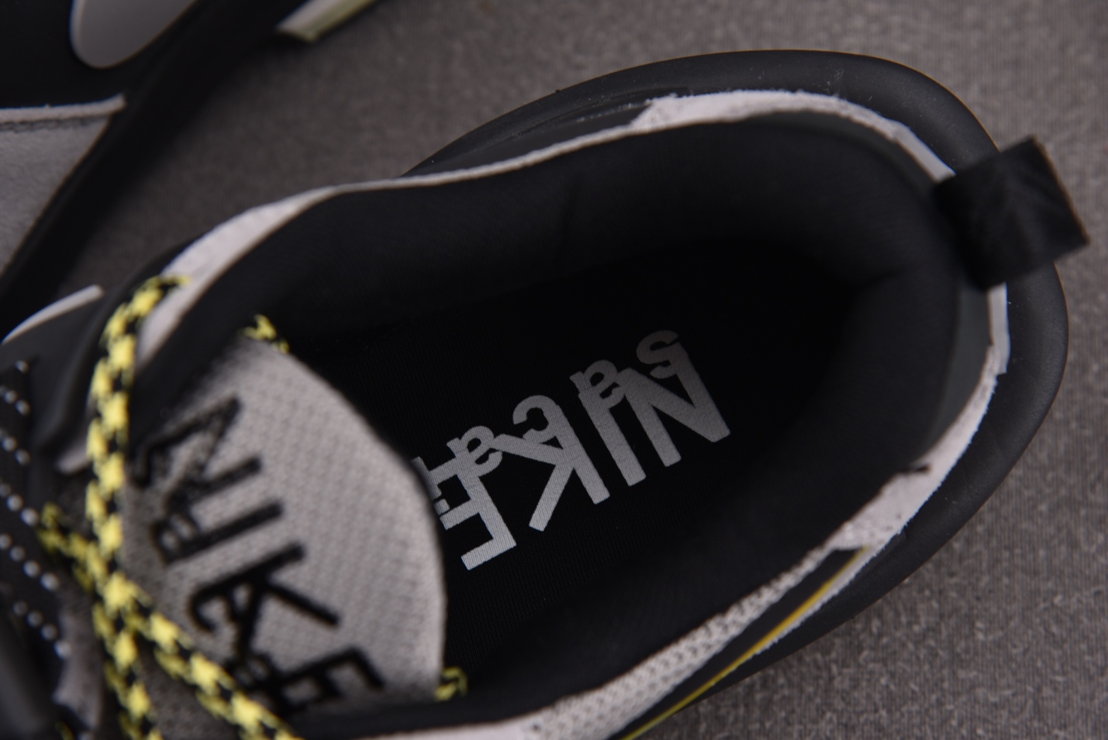 Sacai 尺码36-46

纯原版出品-NK Zegamadome SP sacai Matte Si