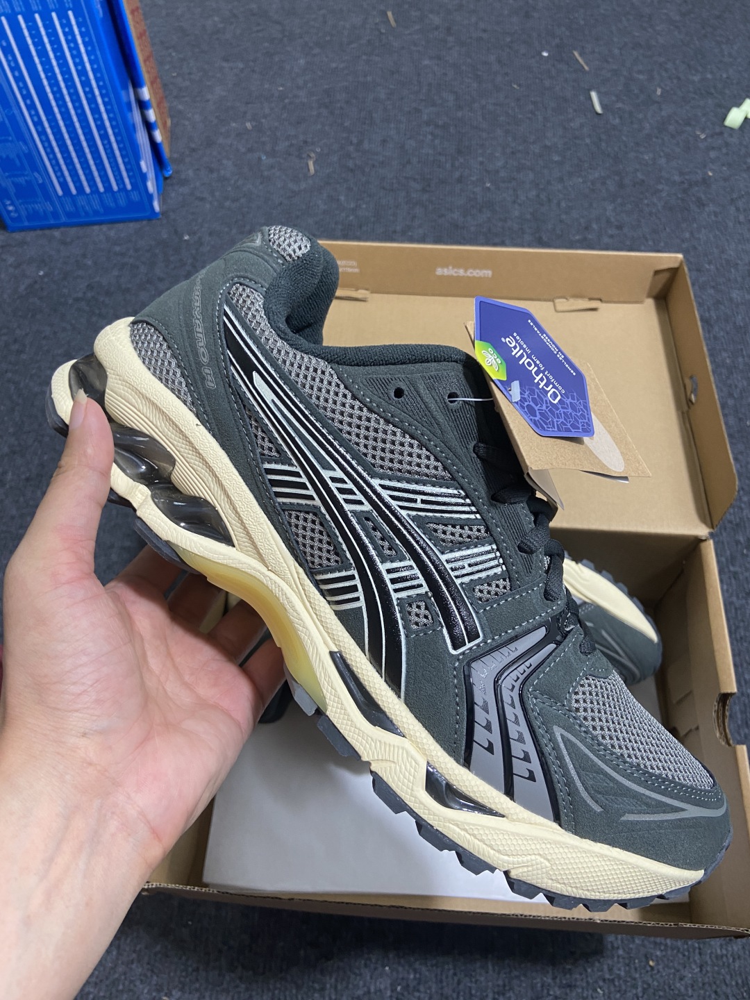   Asics 亚瑟士 GEL-Kayano 14 低帮运动休闲跑步鞋 1203A540-020 平台专