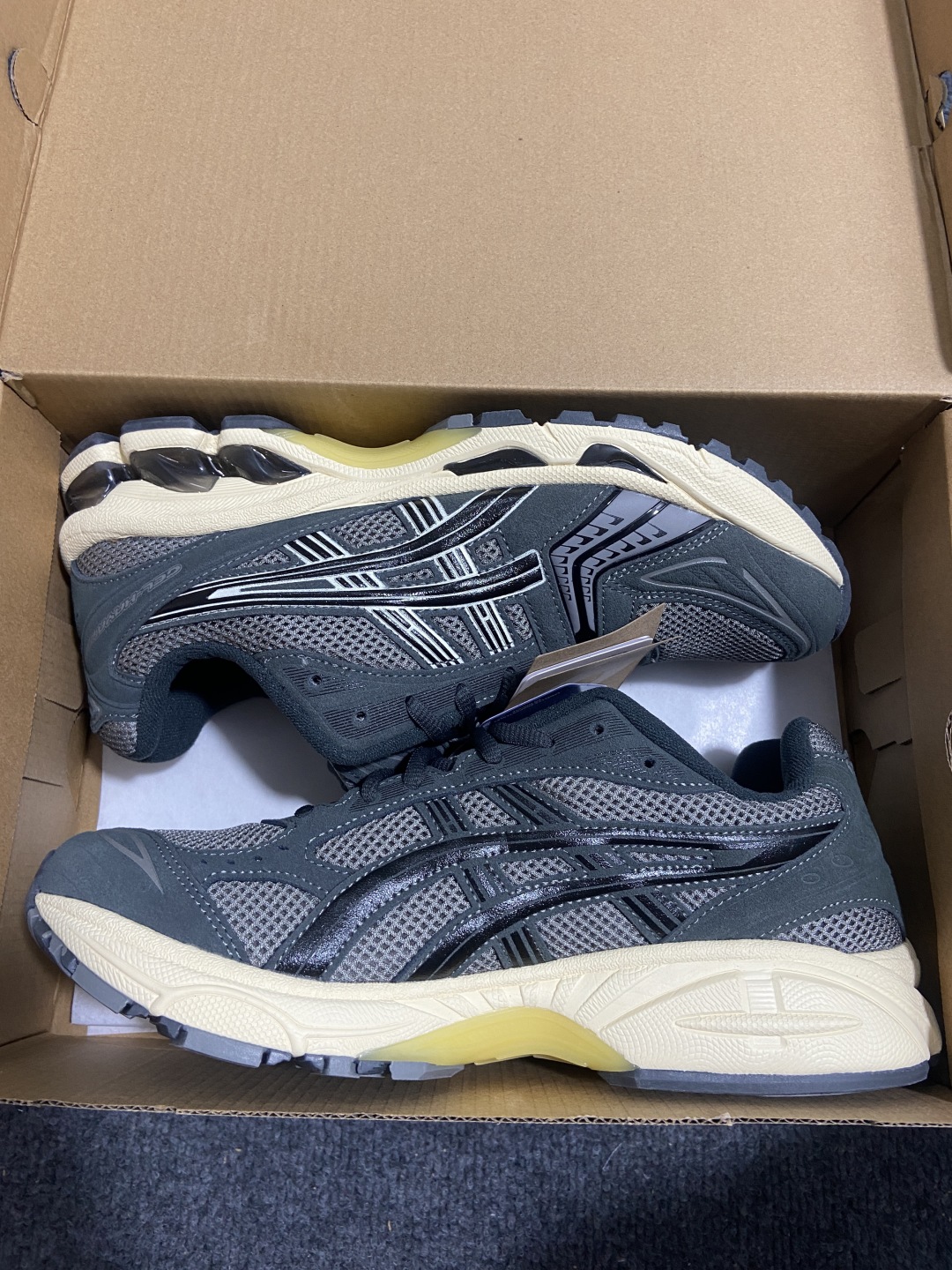   Asics 亚瑟士 GEL-Kayano 14 低帮运动休闲跑步鞋 1203A540-020 平台专