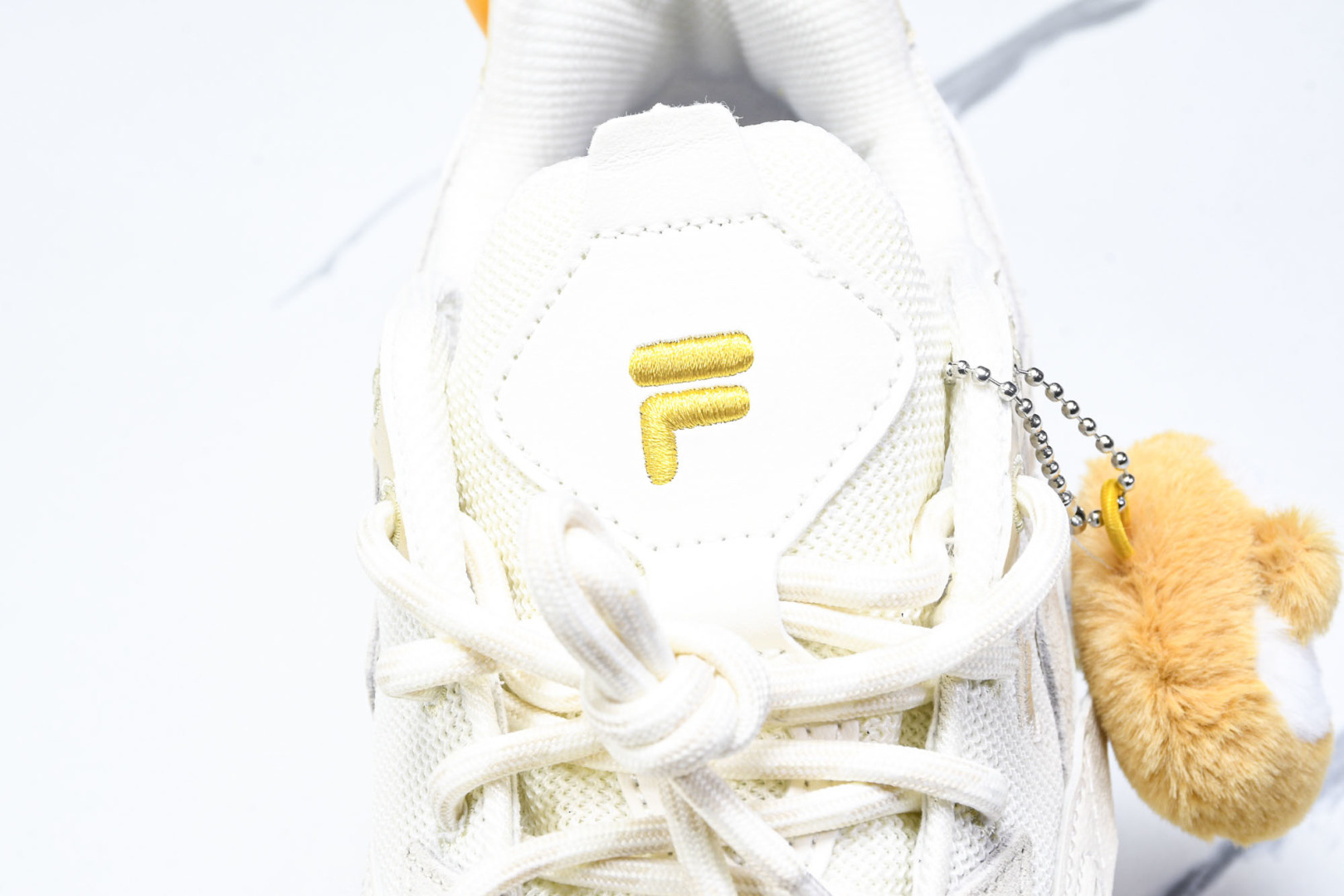  Fila Fusion 斐乐潮牌厚底硬糖休闲老爹鞋 T12WFGB 尺寸 35.5 36 36.5 3