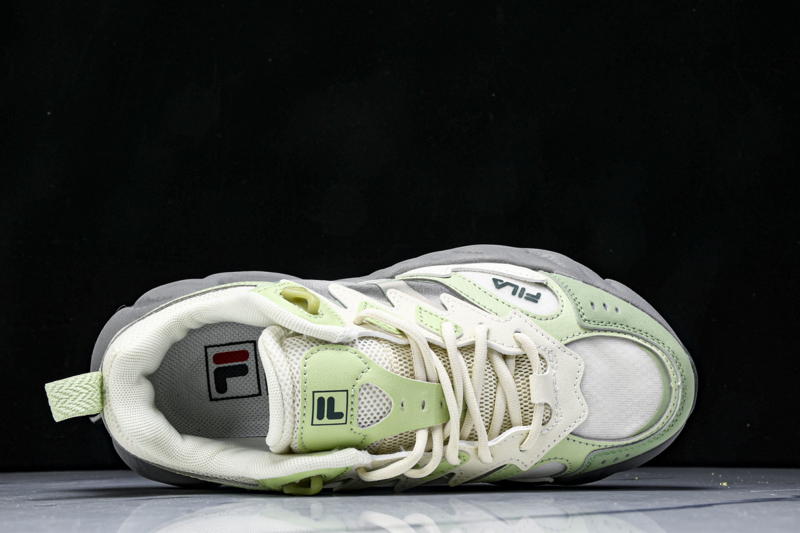  Fila Fusion 蕨草2.0 斐乐潮牌休闲老爹鞋 F12WFVA 尺寸 35.5 36 36.5