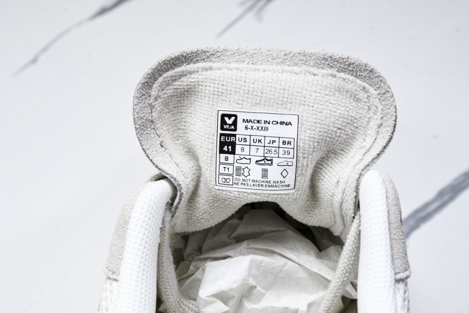  Veja Leather Extra Sneakers 法国国民V字经典运动休闲鞋 尺寸 36 37 