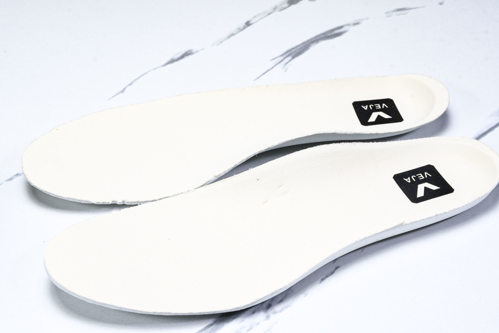  Veja Leather Extra Sneakers 法国国民V字经典运动休闲鞋2 尺寸 36 37