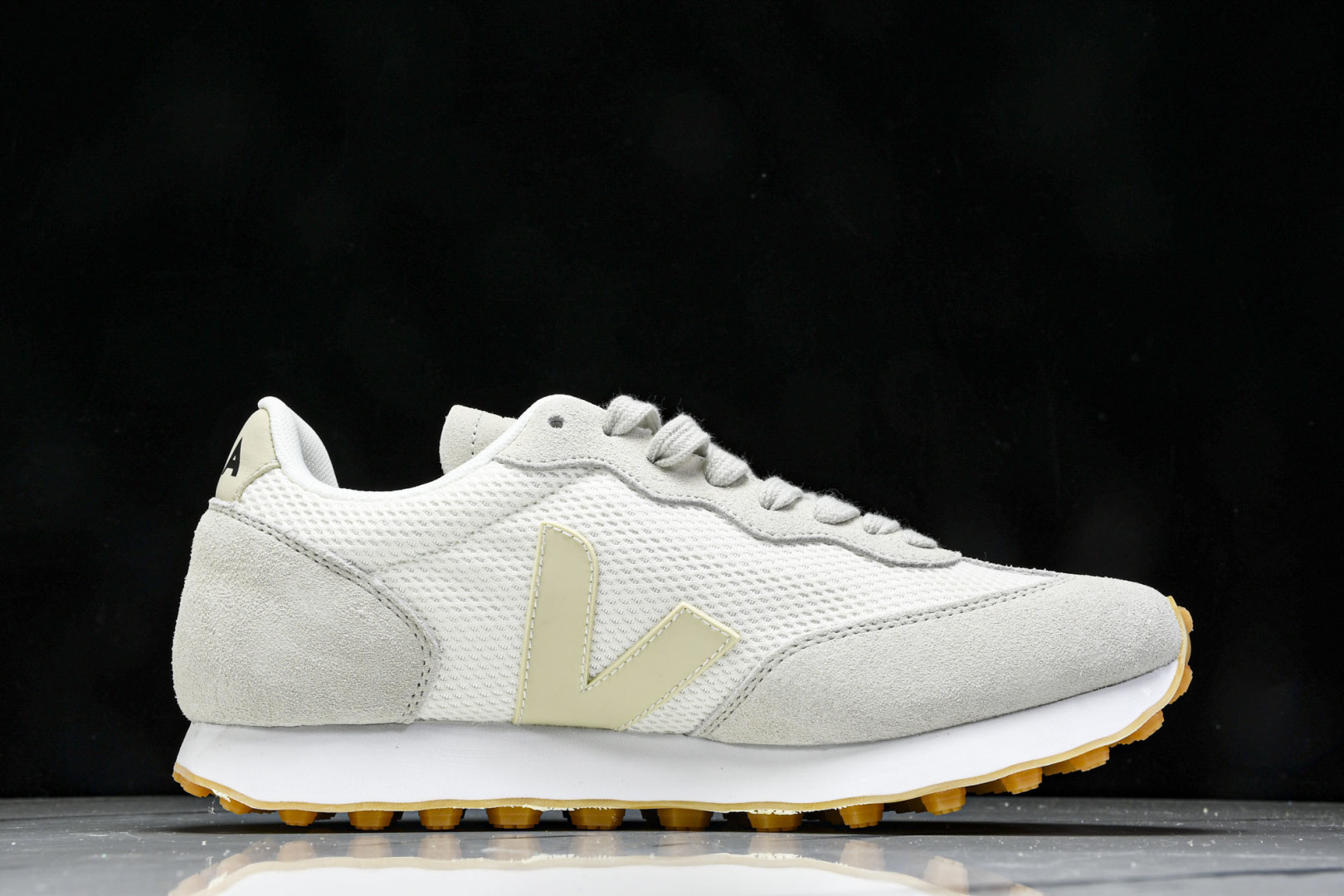  Veja Leather Extra Sneakers 法国国民V字经典运动休闲鞋3 尺寸 36 37
