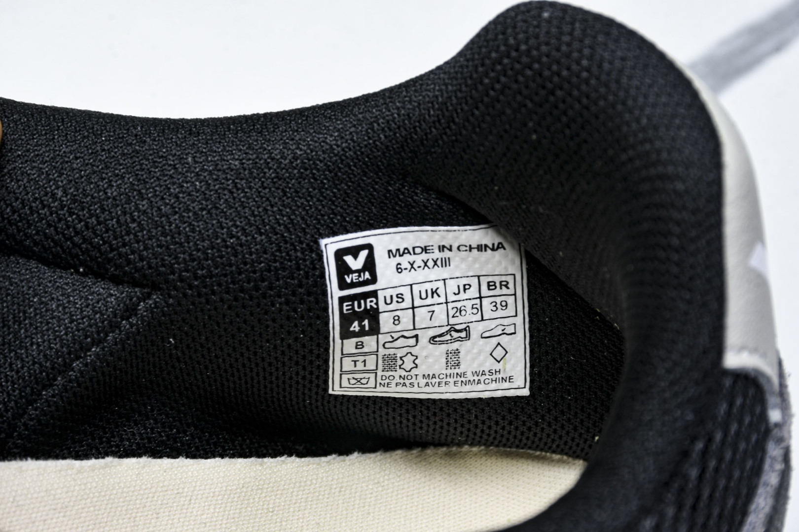  Veja Leather Extra Sneakers 法国国民V字经典运动休闲鞋4 尺寸 36 37
