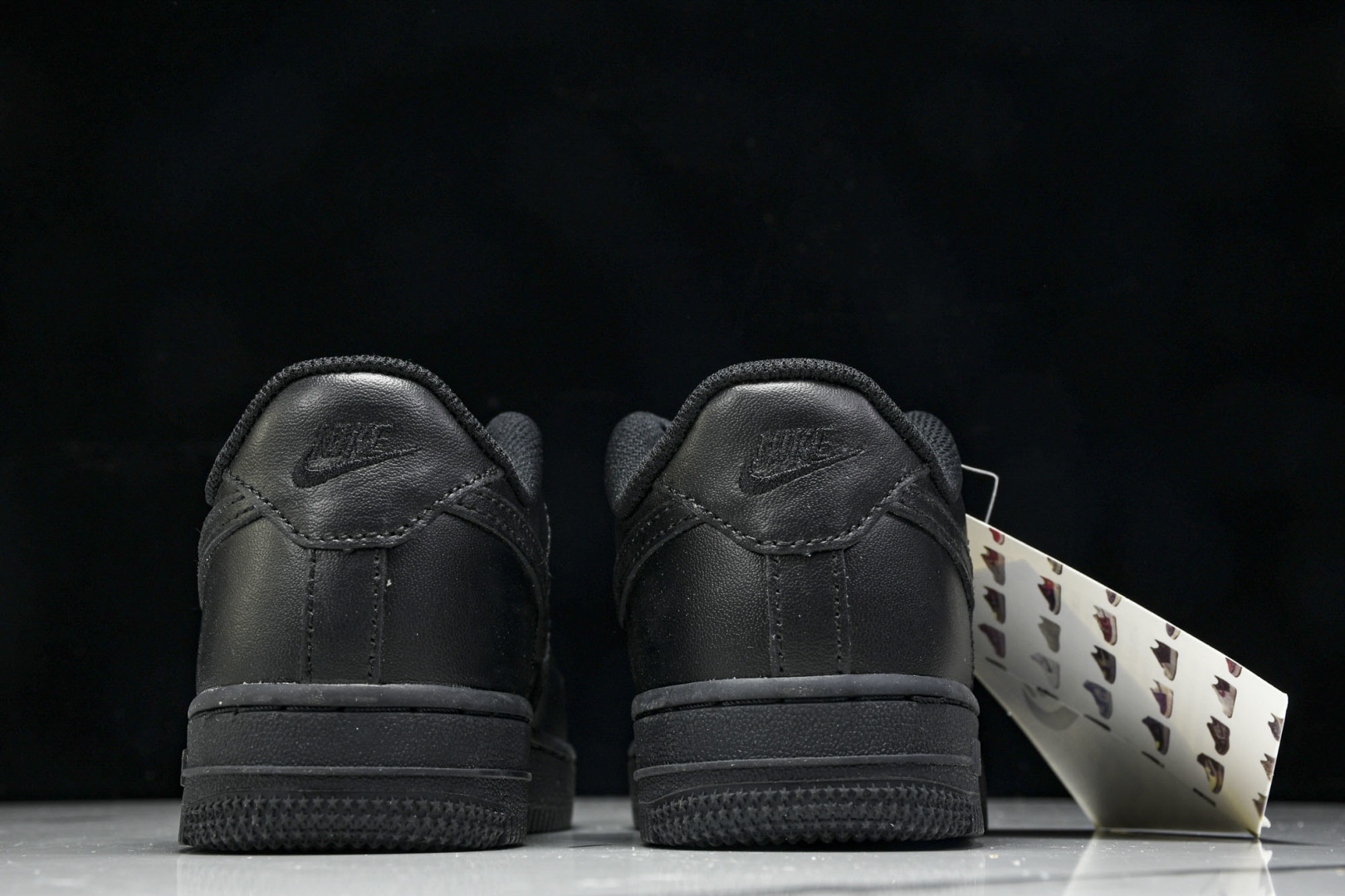  童鞋 Nk Air Force 1'07 Mid 空军一号 低邦 DH2925 001 尺寸 28 2