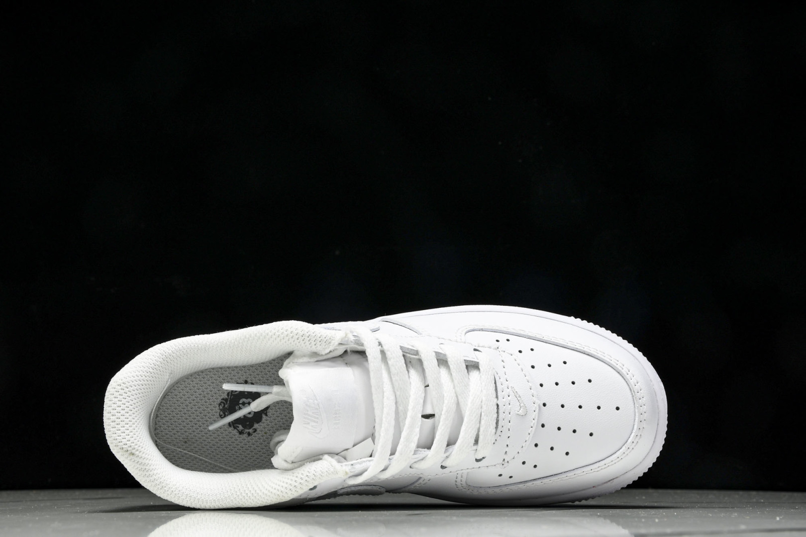  童鞋 Nk Air Force 1'07 Mid 空军一号 低邦 DH2925 111 尺寸 28 2