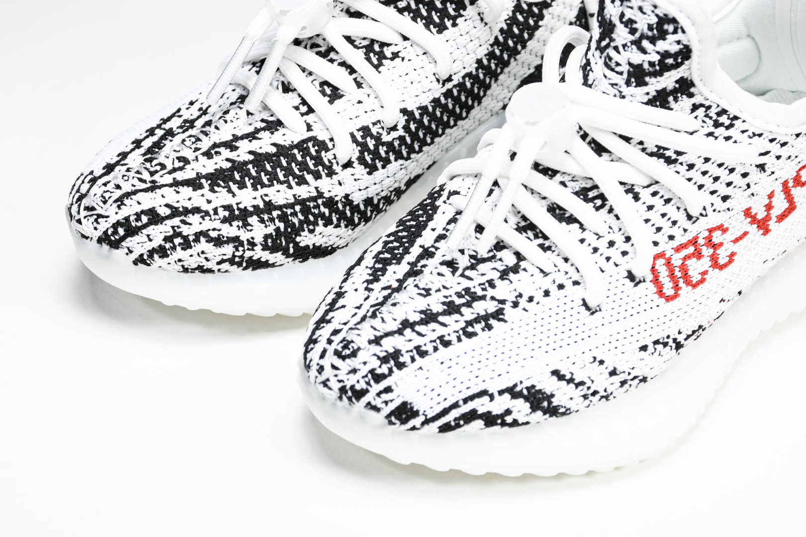 (儿童鞋)YEEZY BOOST 350 V2 真爆软底大小童运动鞋 白斑马 C#真爆底 魔术扣，兔系带
